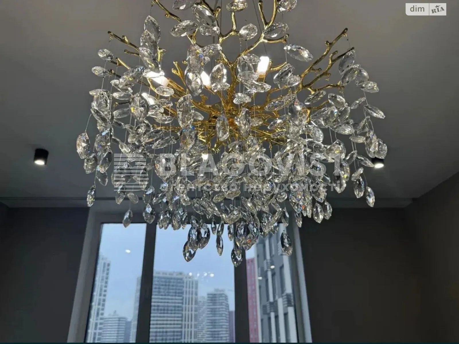 Продається 2-кімнатна квартира 69 кв. м у Києві, просп. Європейського Союзу(Правди), 53/46 - фото 1