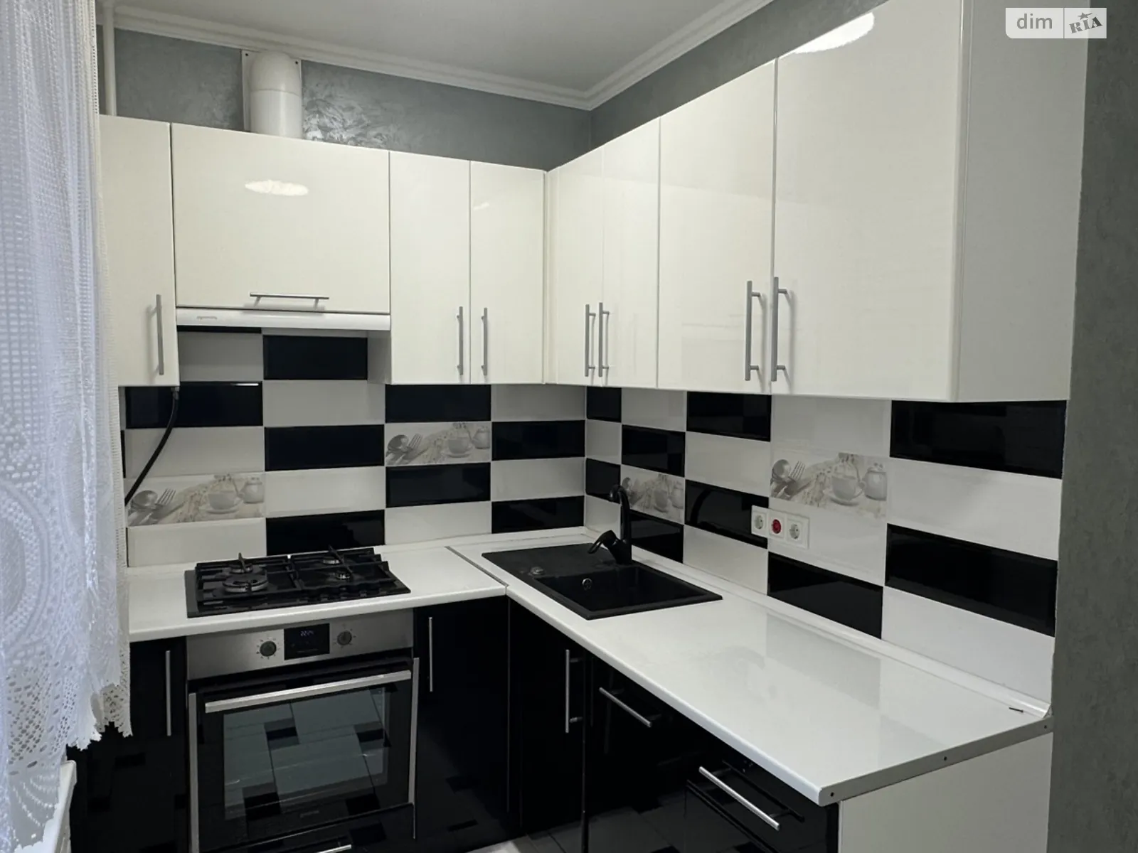 Сдается в аренду 2-комнатная квартира 37 кв. м в Виннице, ул. Николая Зерова - фото 1