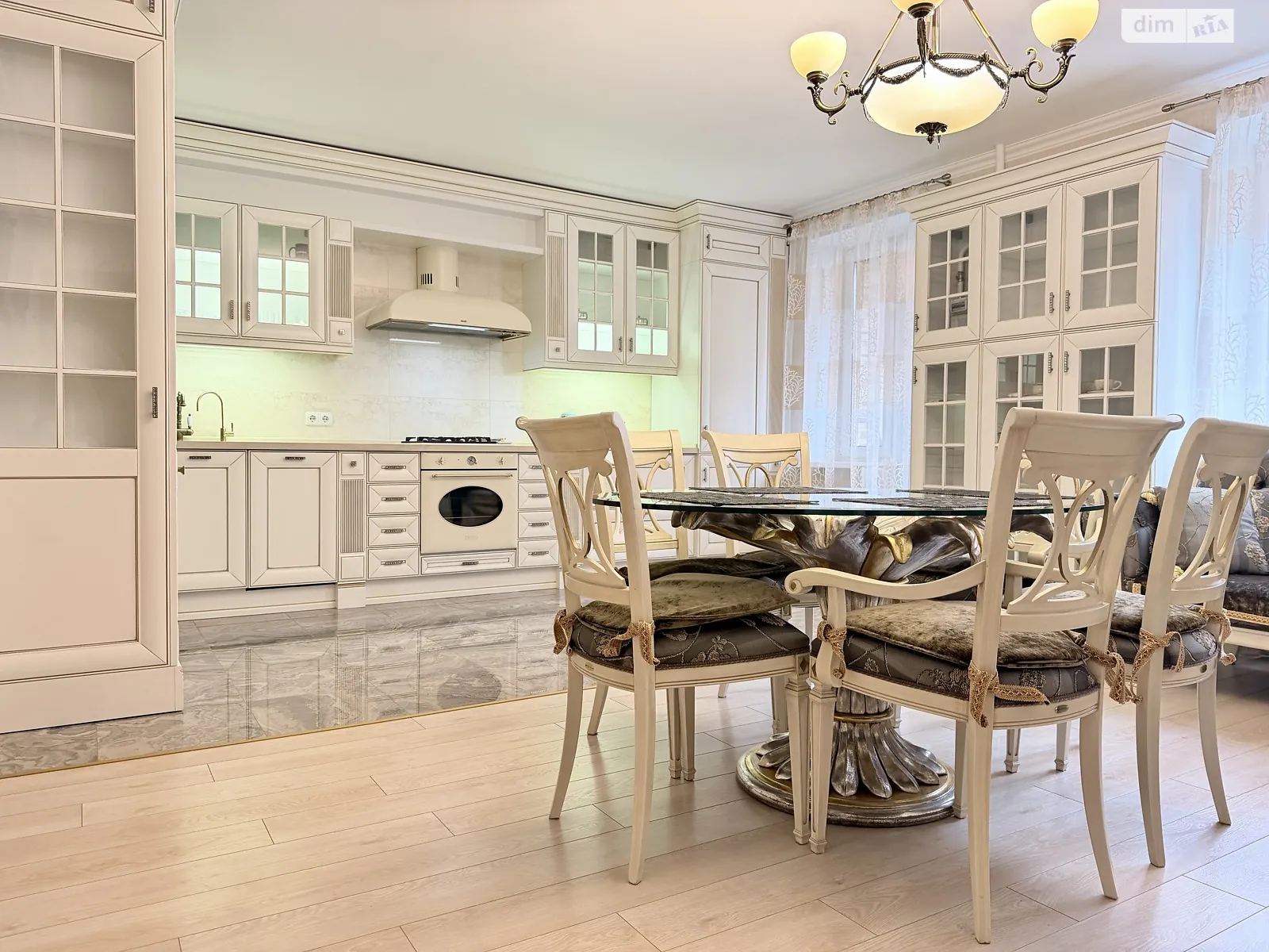 Продается 3-комнатная квартира 124 кв. м в Полтаве, ул. Соборности, 40Д - фото 1