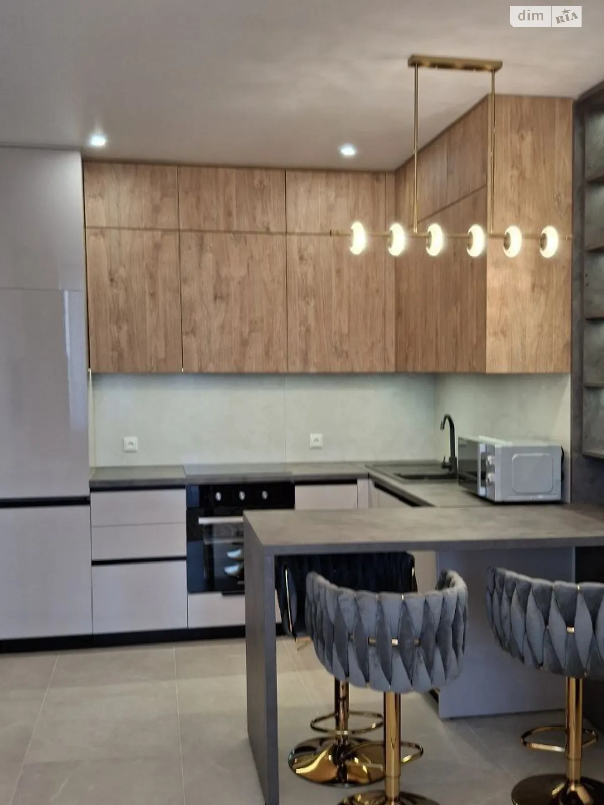 1-комнатная квартира 44 кв. м в Тернополе, ул. Цымбалистого, 1 - фото 1