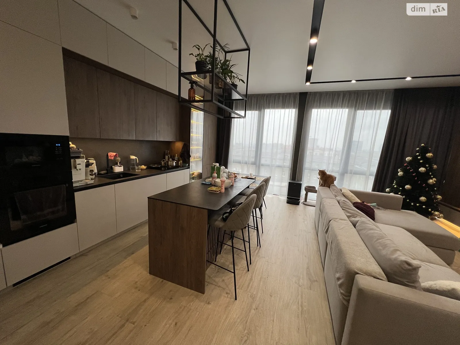 Продається 2-кімнатна квартира 76.2 кв. м у Дніпрі, вул. Короленка - фото 1