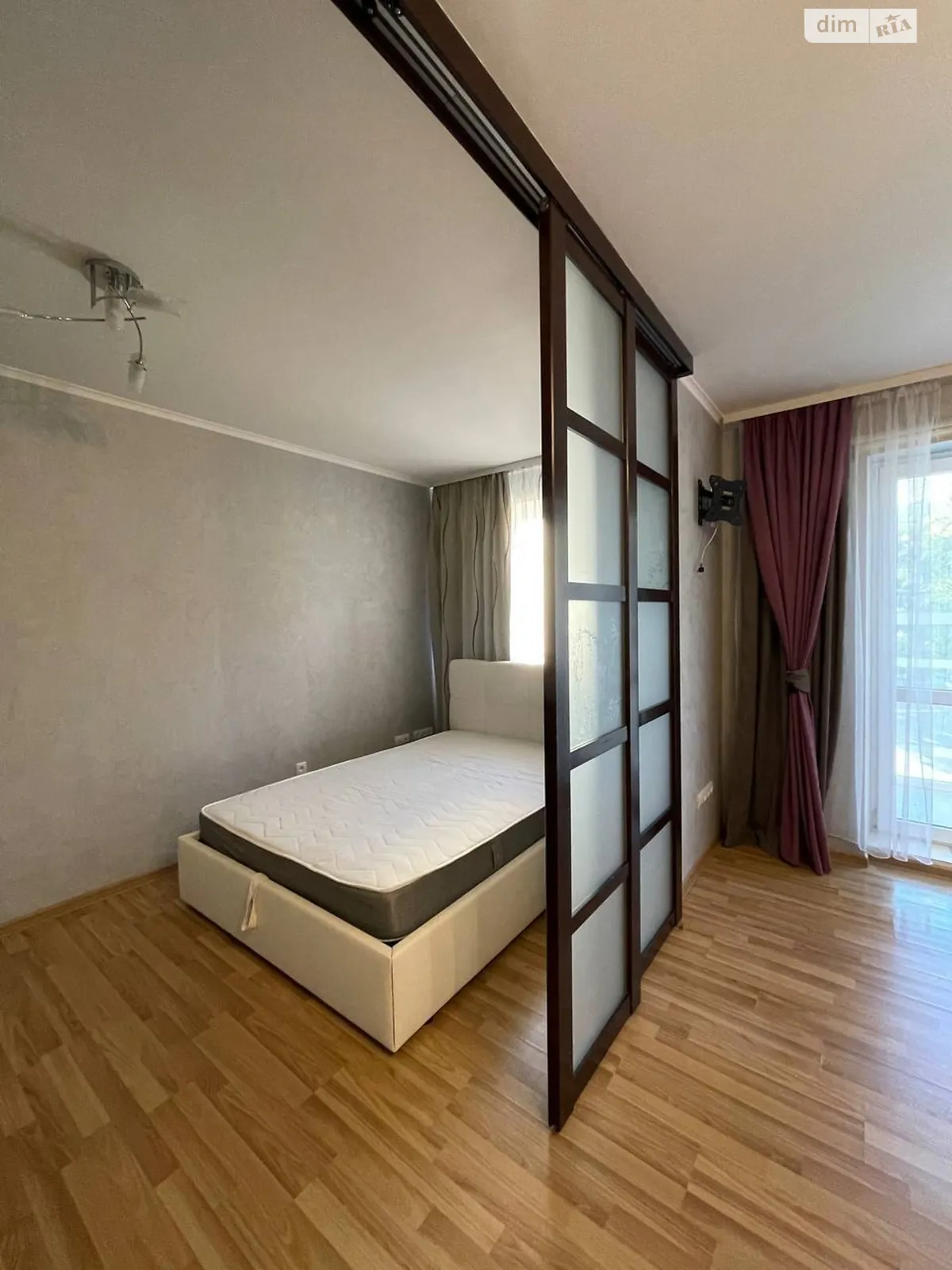 Сдается в аренду 1-комнатная квартира 41.7 кв. м в, цена: 13500 грн - фото 1