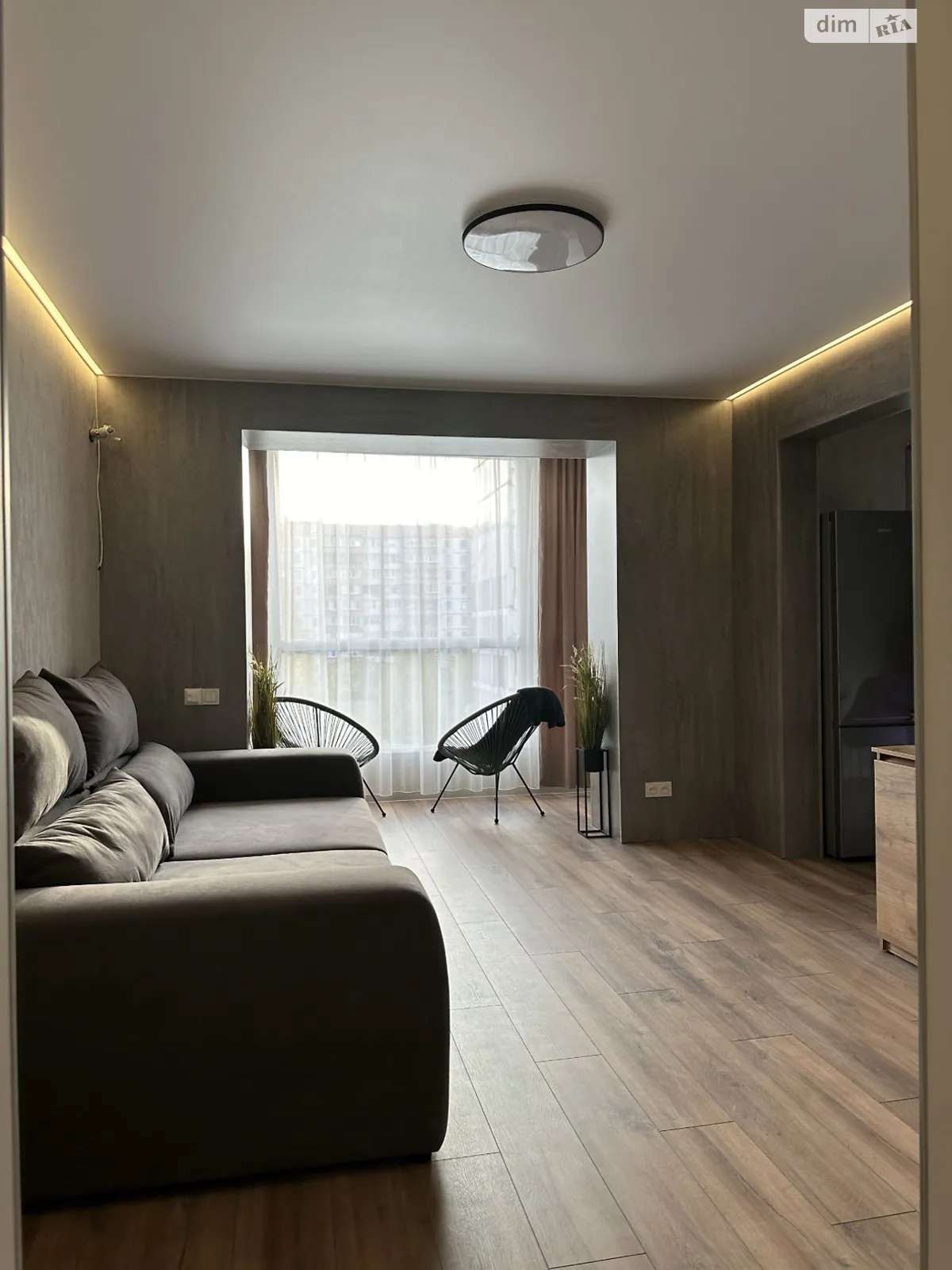 Продается 1-комнатная квартира 35.9 кв. м в Каменском, ул. Воинов-афганцев(Интернационалистов), 3 - фото 1