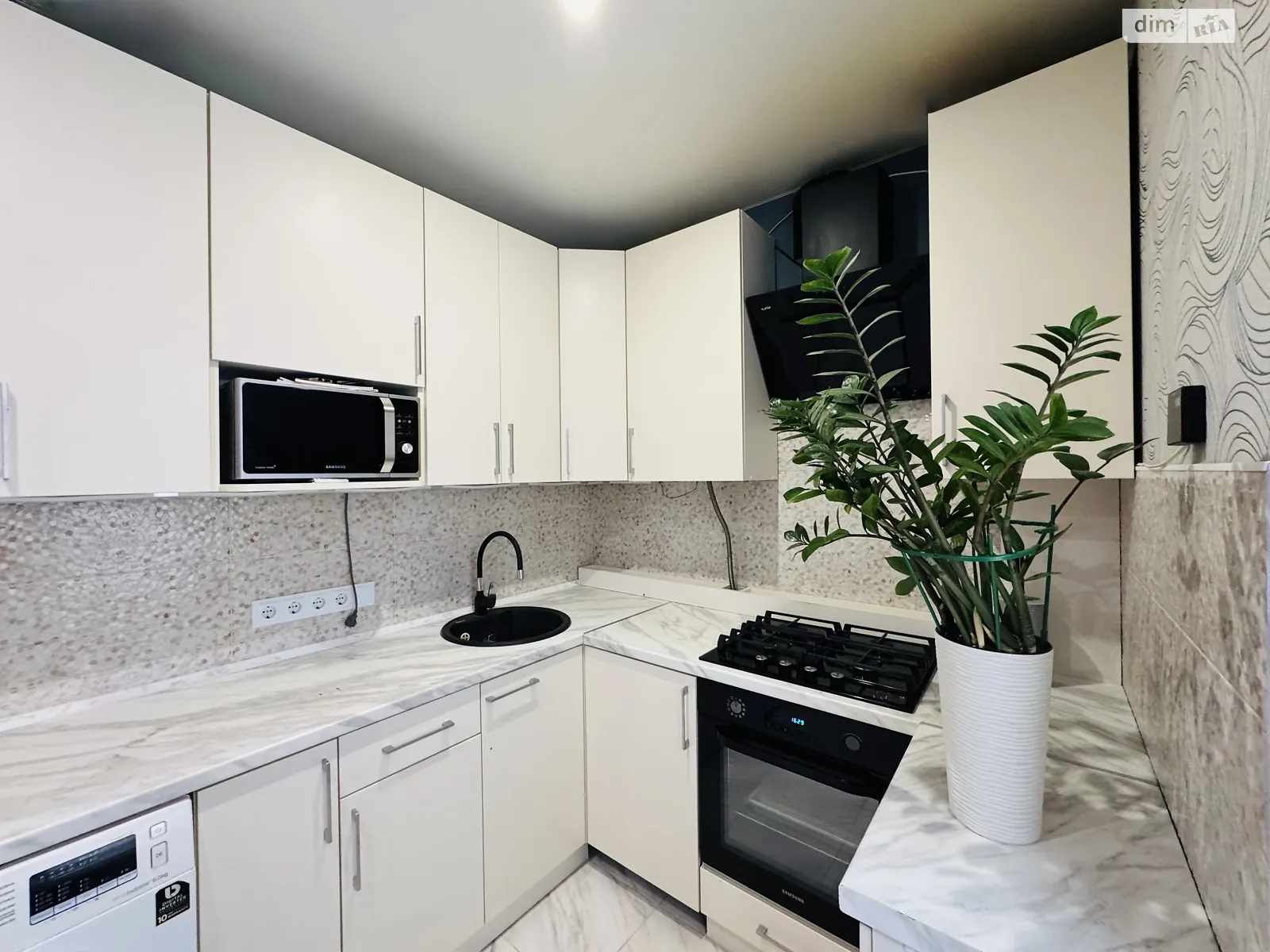 вул. Лісова Ірпінь ЖК Сімейний - фото 1