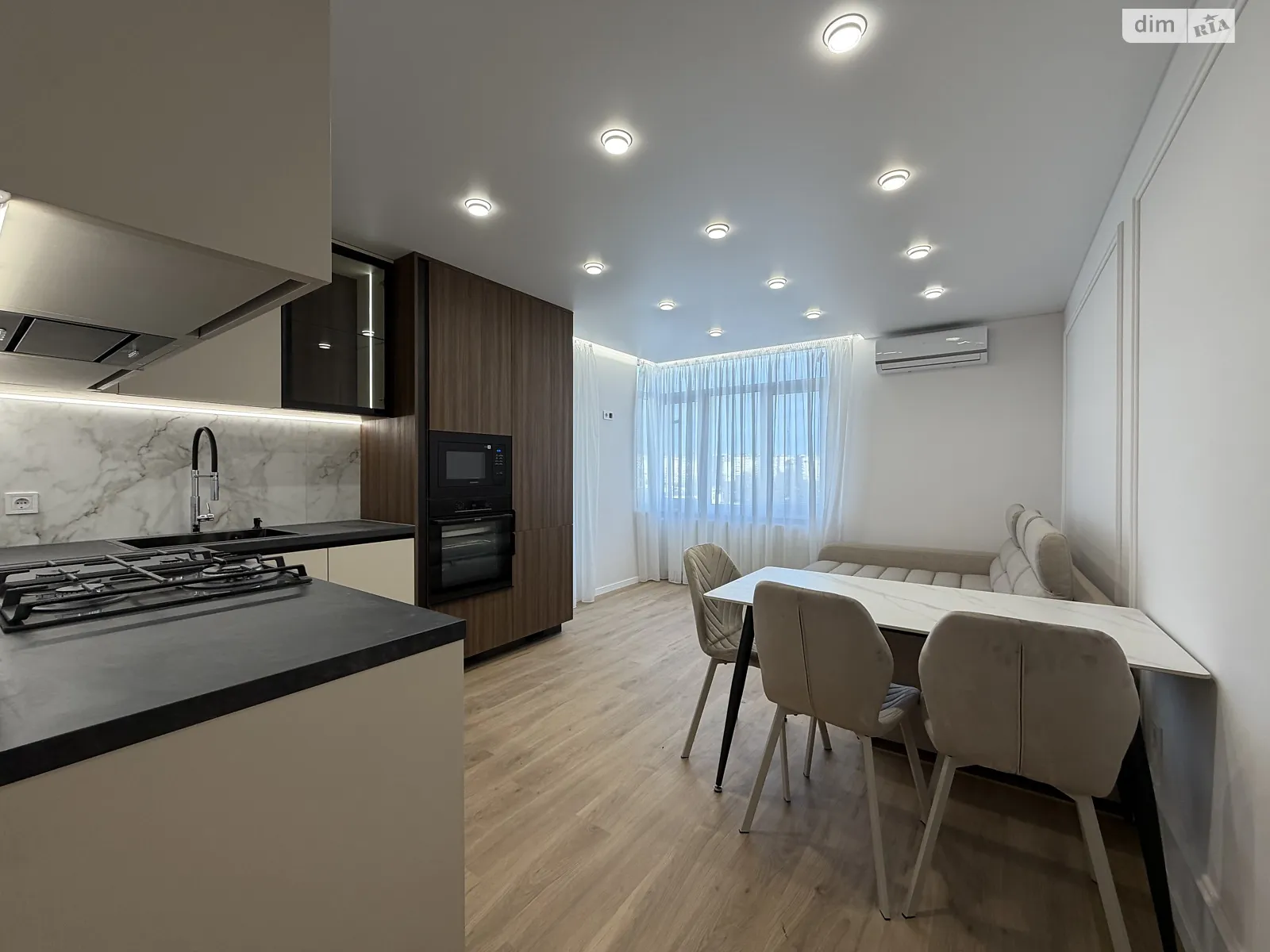 2-комнатная квартира 65 кв. м в Тернополе, ул. Смакулы - фото 1