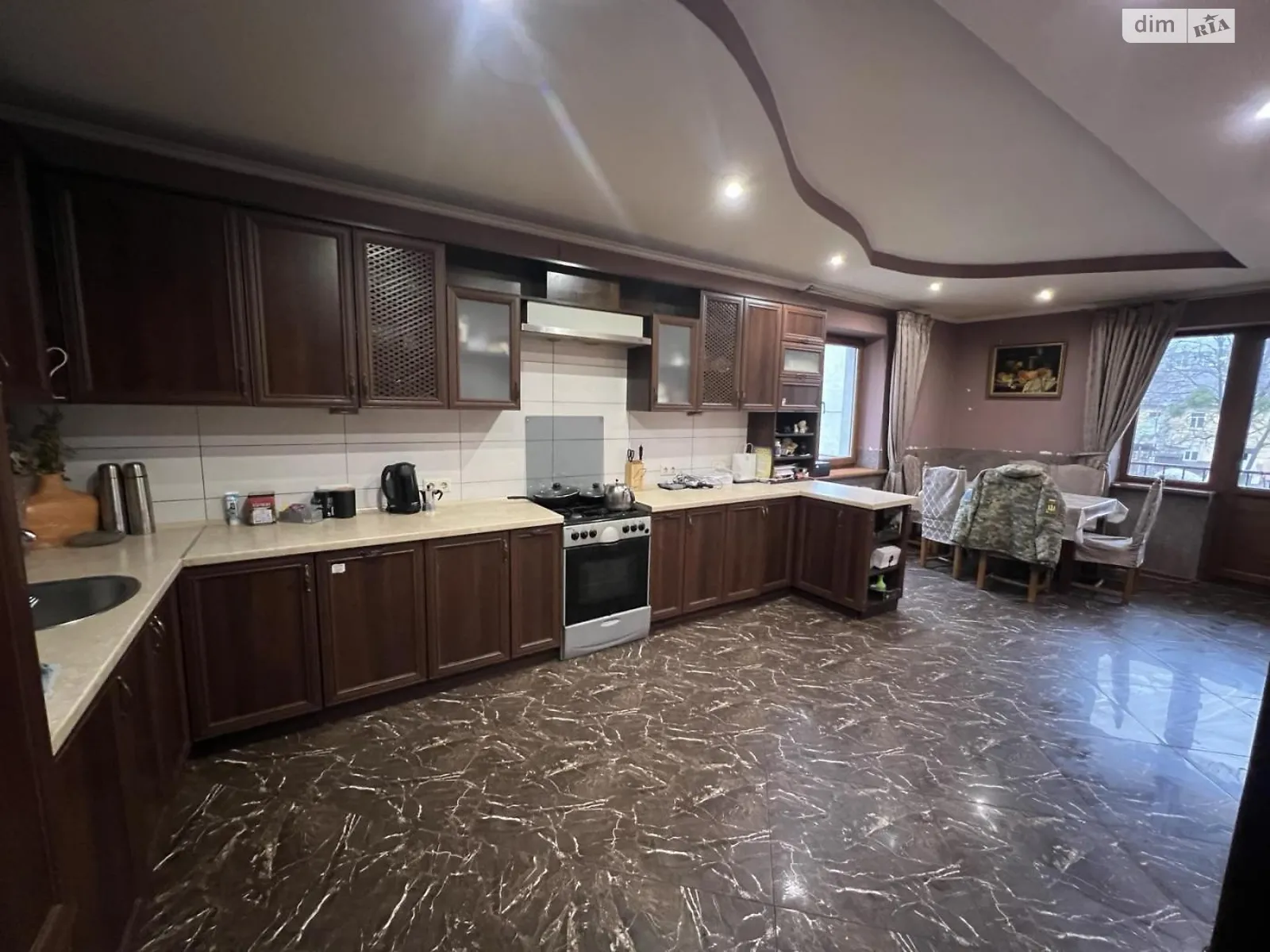 Продается дом на 2 этажа 468.1 кв. м с гаражом, цена: 500000 $ - фото 1