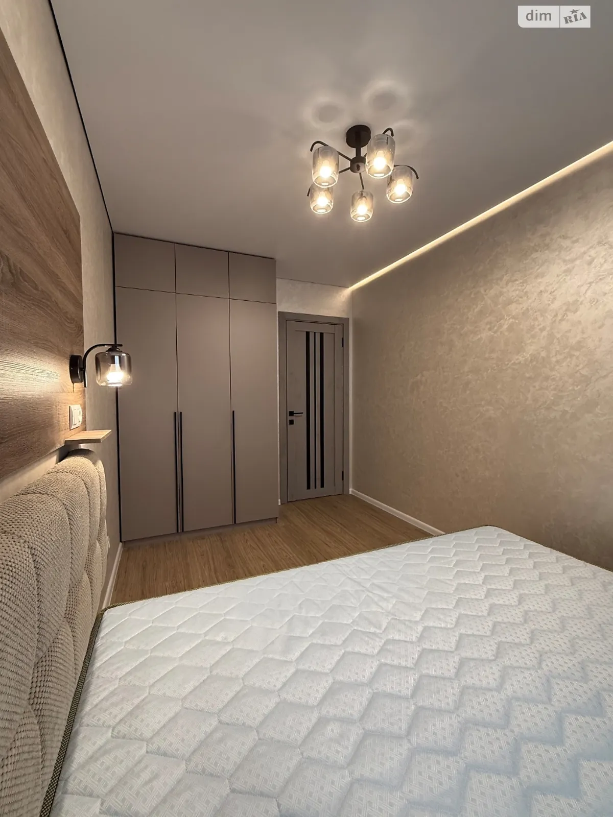 Продается 2-комнатная квартира 49 кв. м в Кропивницком, цена: 63000 $ - фото 1