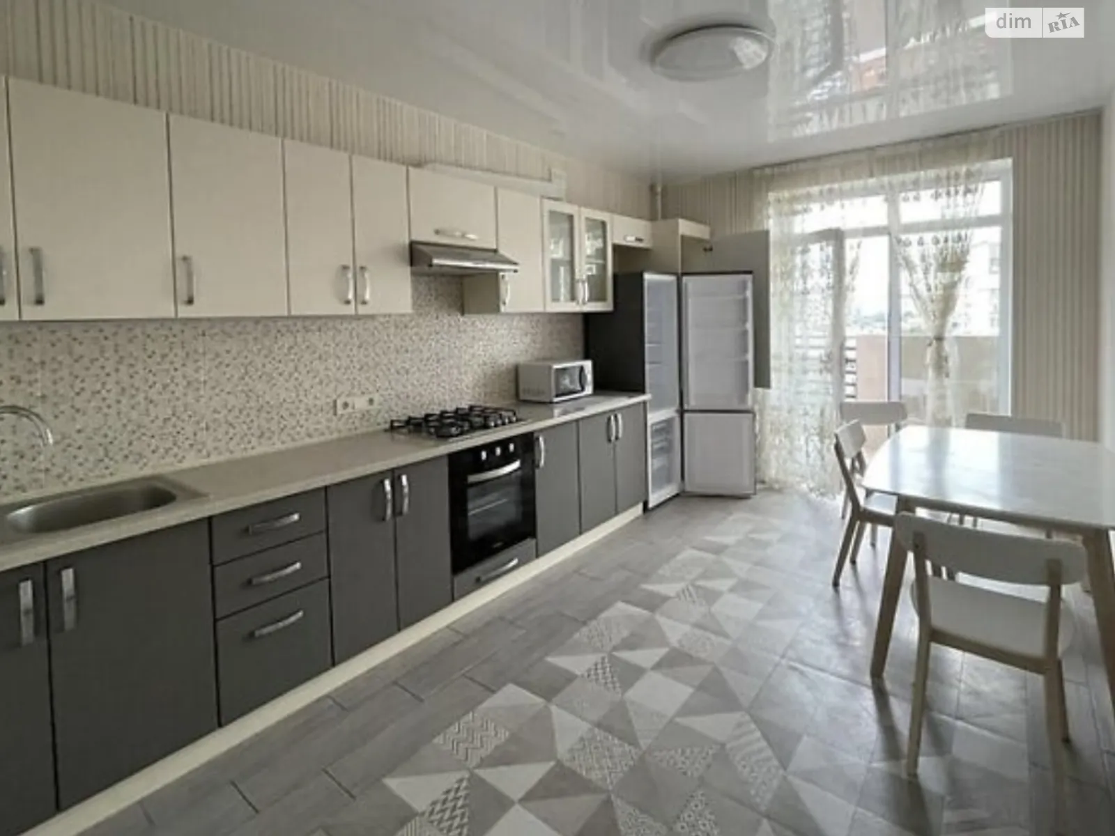 Сдается в аренду 2-комнатная квартира 78 кв. м в Хмельницком, ул. Подольская, 10/4 - фото 1