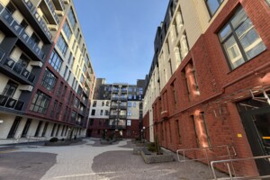 Продаж квартири, Львів, р‑н. Новий Світ, Генерала Тараса Чупринки вулиця, буд. 128