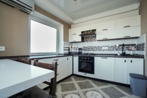 Продажа квартиры, Киев, р‑н. Русановка, Энтузиастов улица, дом 21