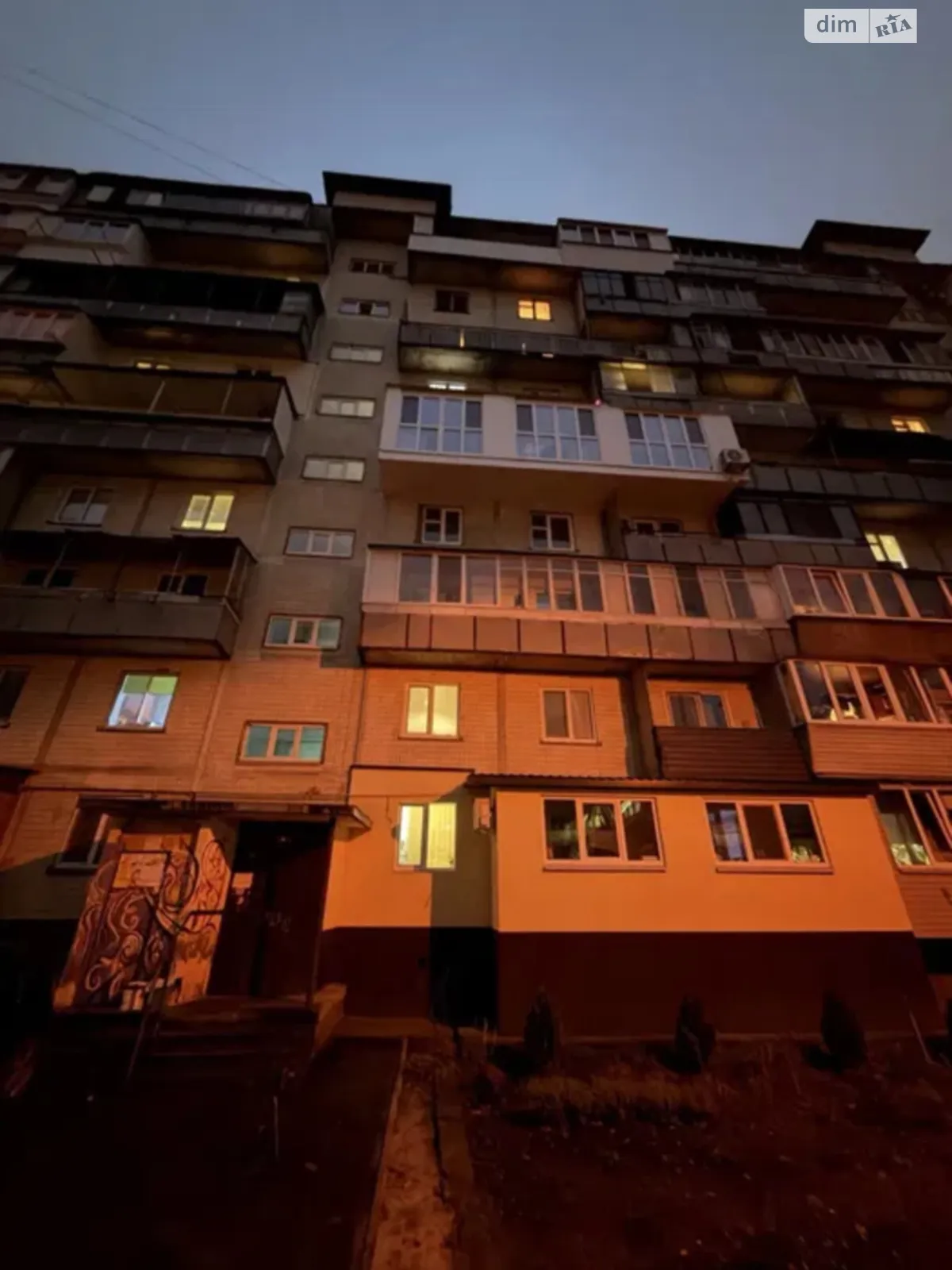 Продается 3-комнатная квартира 60 кв. м в Киеве, ул. Жмеринская, 6 - фото 1