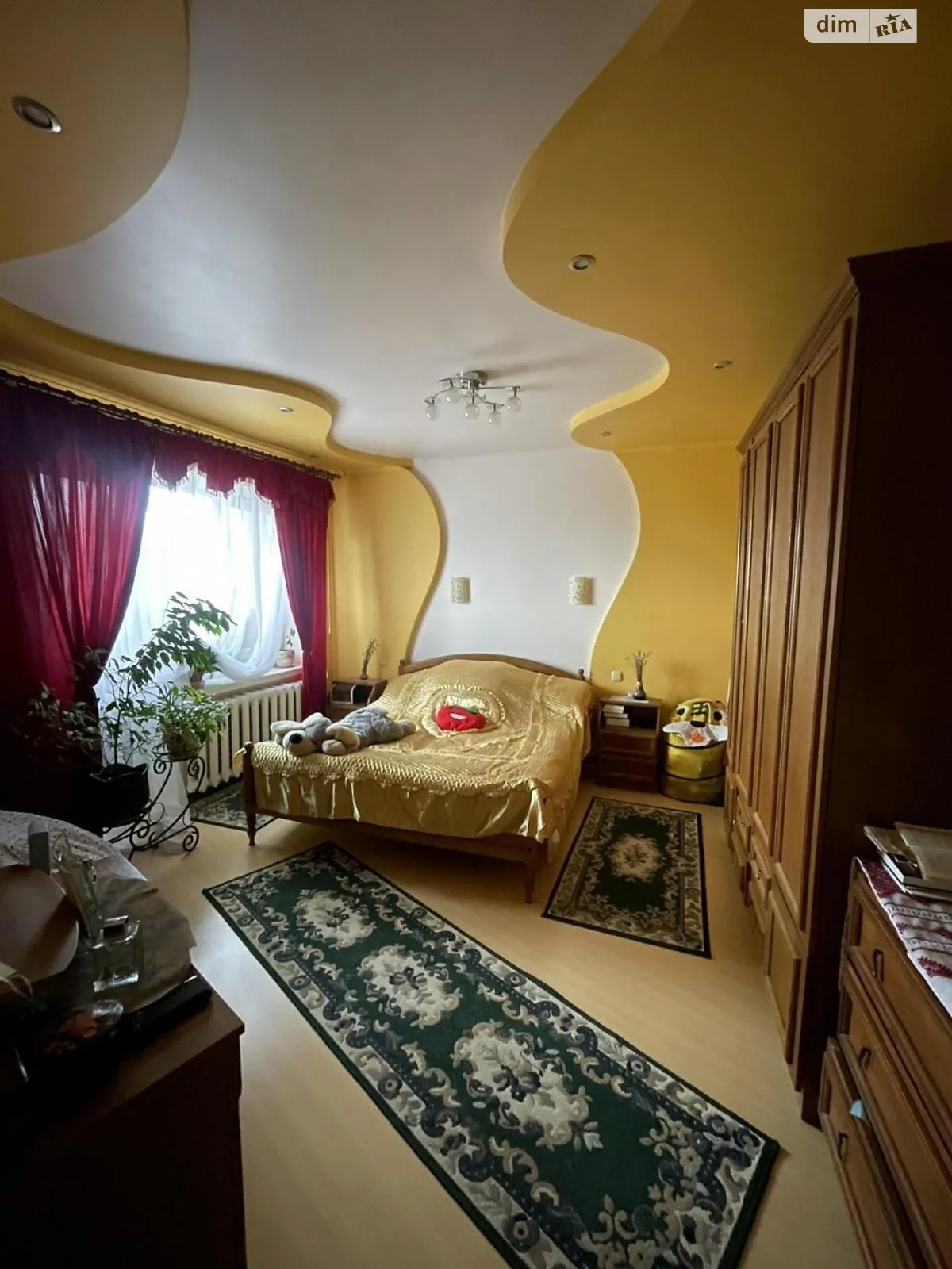 Продается 4-комнатная квартира 83.3 кв. м в Ровно, ул. Соборная - фото 1