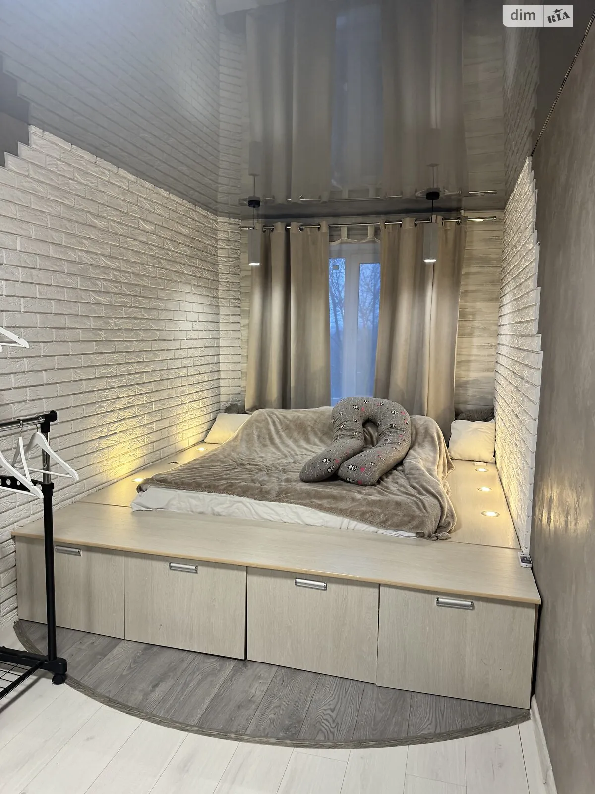 Сдается в аренду 2-комнатная квартира 45 кв. м в Кривом Роге, ул. Горных инженеров(Пушкина), 14 - фото 1