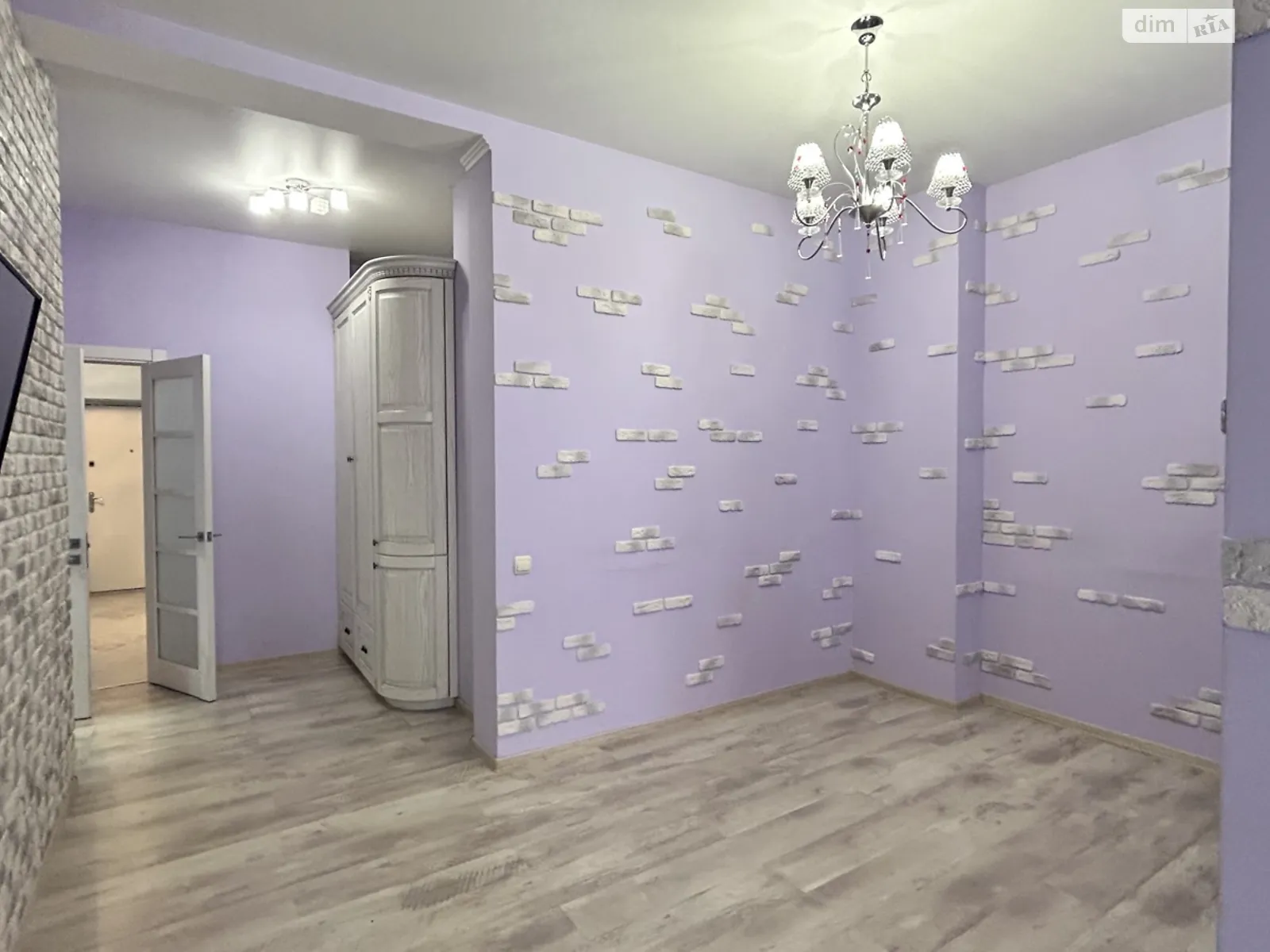 Продається 3-кімнатна квартира 91.6 кв. м у Києві, вул. Петра Калнишевського(Михайла Майорова), 7 - фото 1