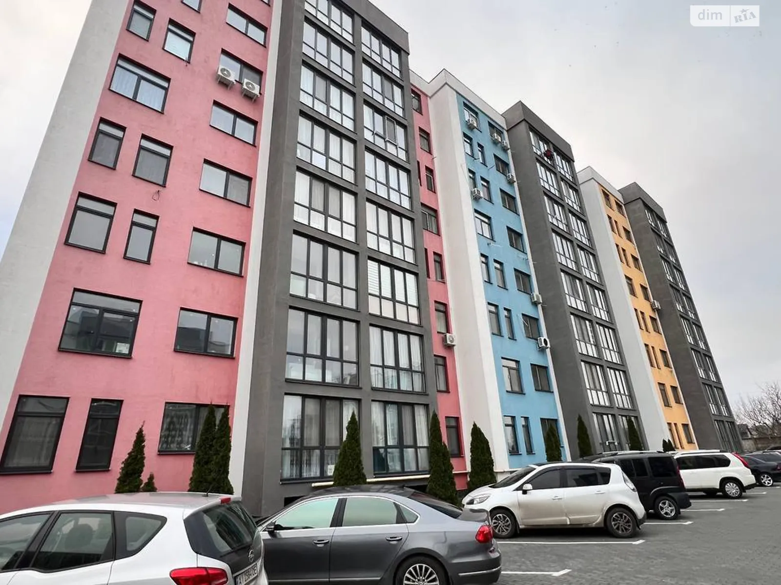 Продается 1-комнатная квартира 50.7 кв. м в Требухове, ул. Броварская, 23 - фото 1