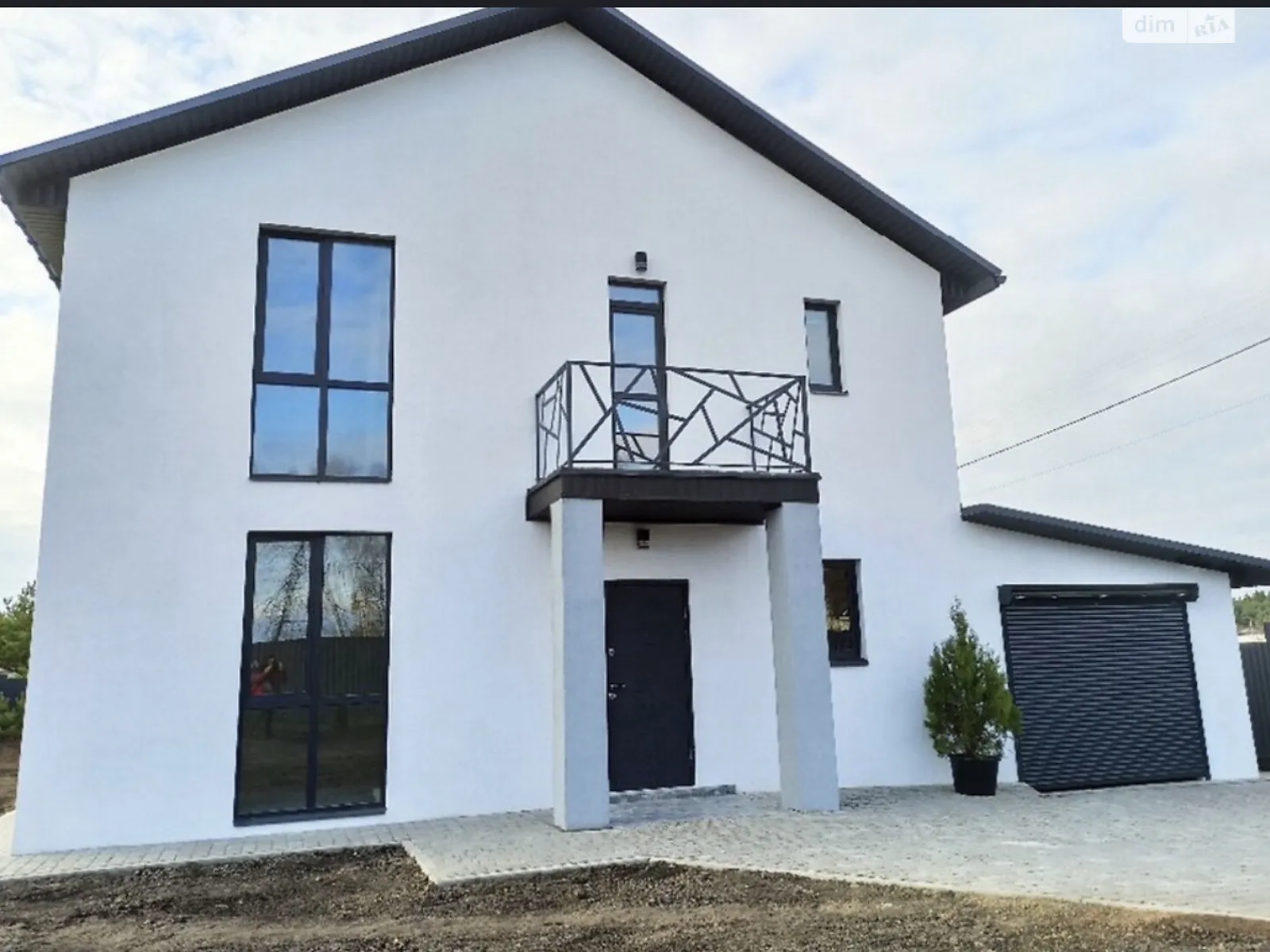 Сдается в аренду дом на 2 этажа 180 кв. м с баней/сауной, цена: 1800 $ - фото 1