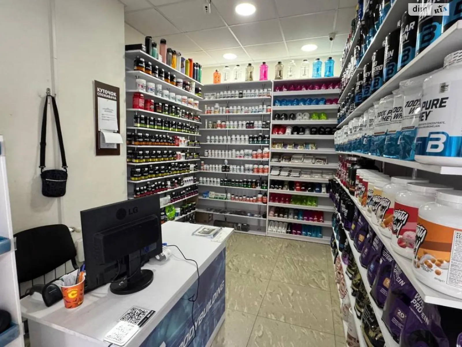 Сдается в аренду помещения свободного назначения 15 кв. м в 5-этажном здании, цена: 10000 грн - фото 1