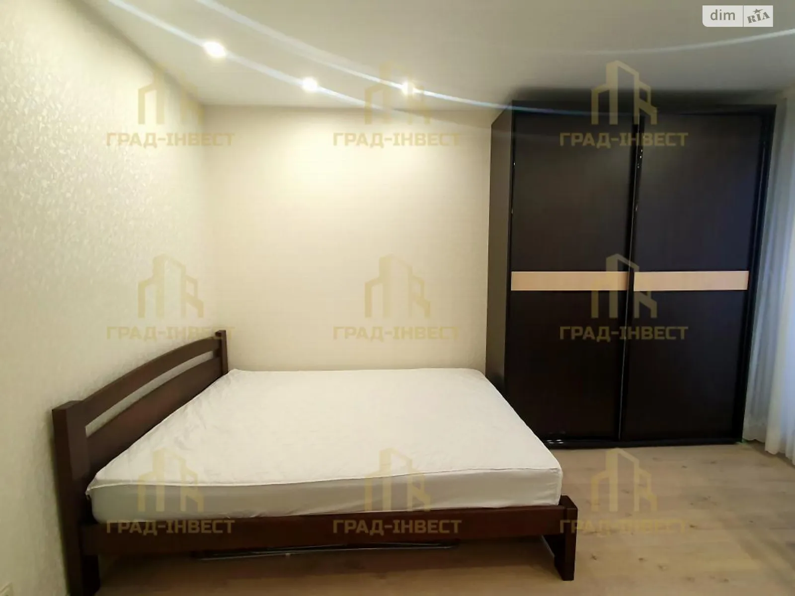 Продается 1-комнатная квартира 25.8 кв. м в Харькове, просп. Героев Харькова(Московский), 318 - фото 1