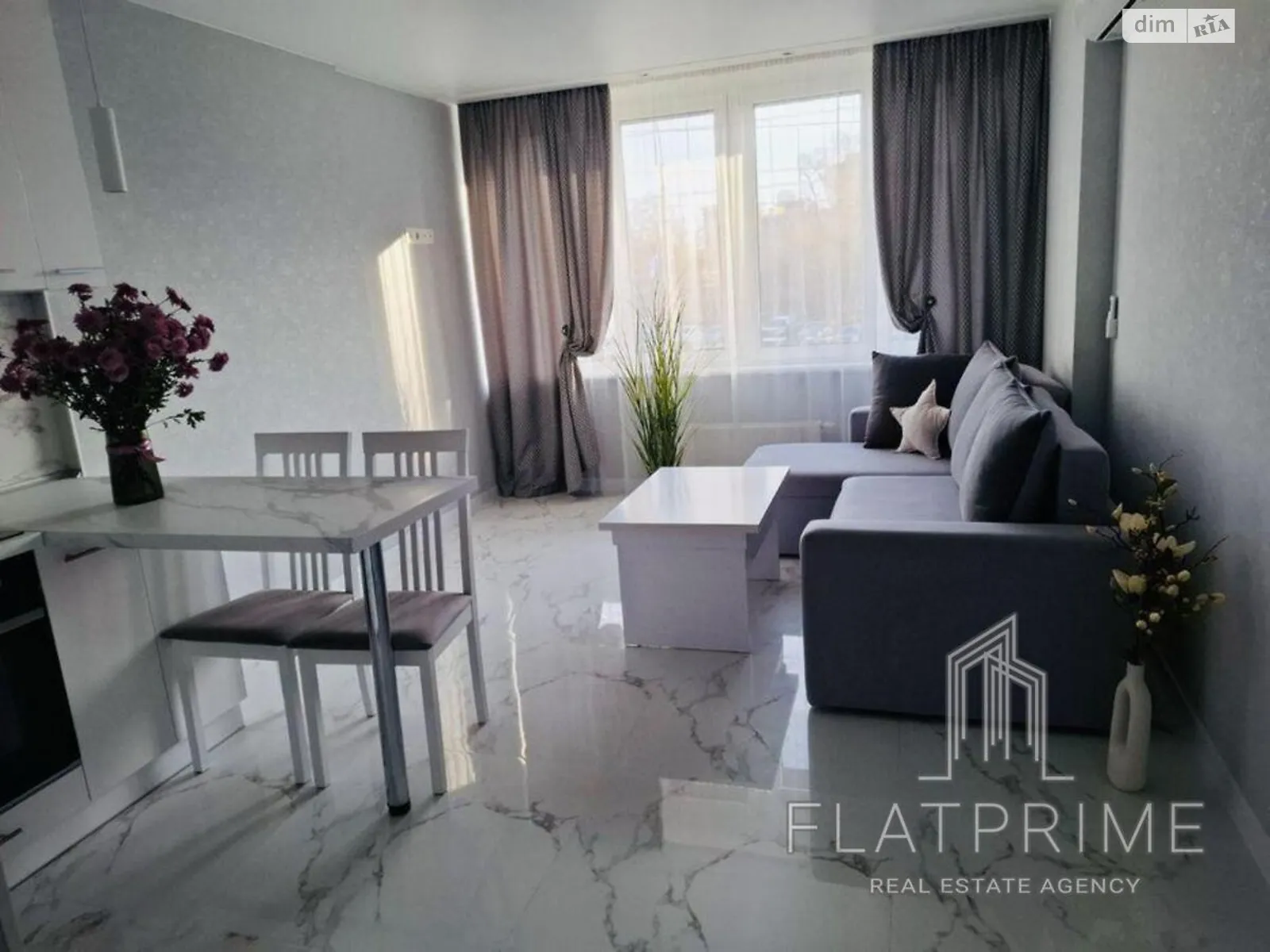 Продається 1-кімнатна квартира 52 кв. м у Києві, вул. Михайла Максимовича, 32А - фото 1