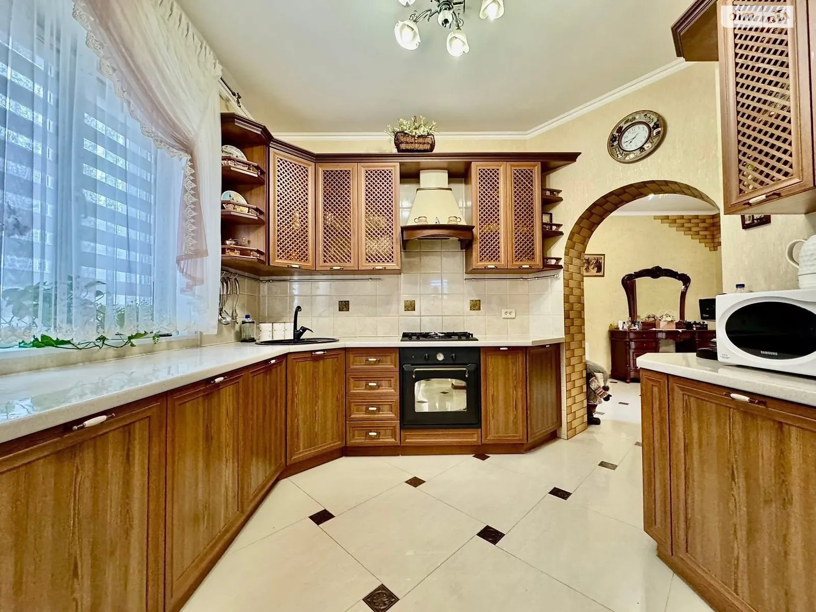 Продається будинок 2 поверховий 187 кв. м з садом, цена: 240000 $ - фото 1