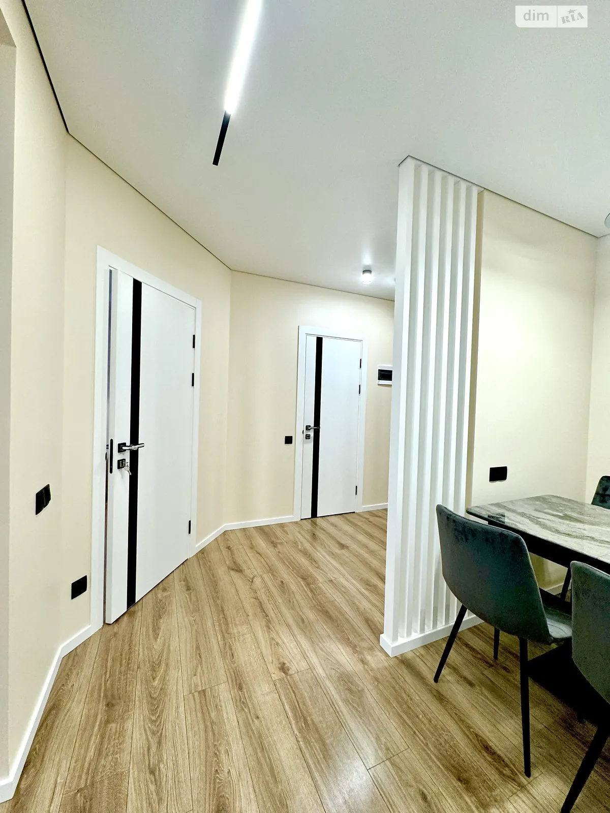 Продается 1-комнатная квартира 41 кв. м в Киеве, ул. Михаила Максимовича, 26Д - фото 1