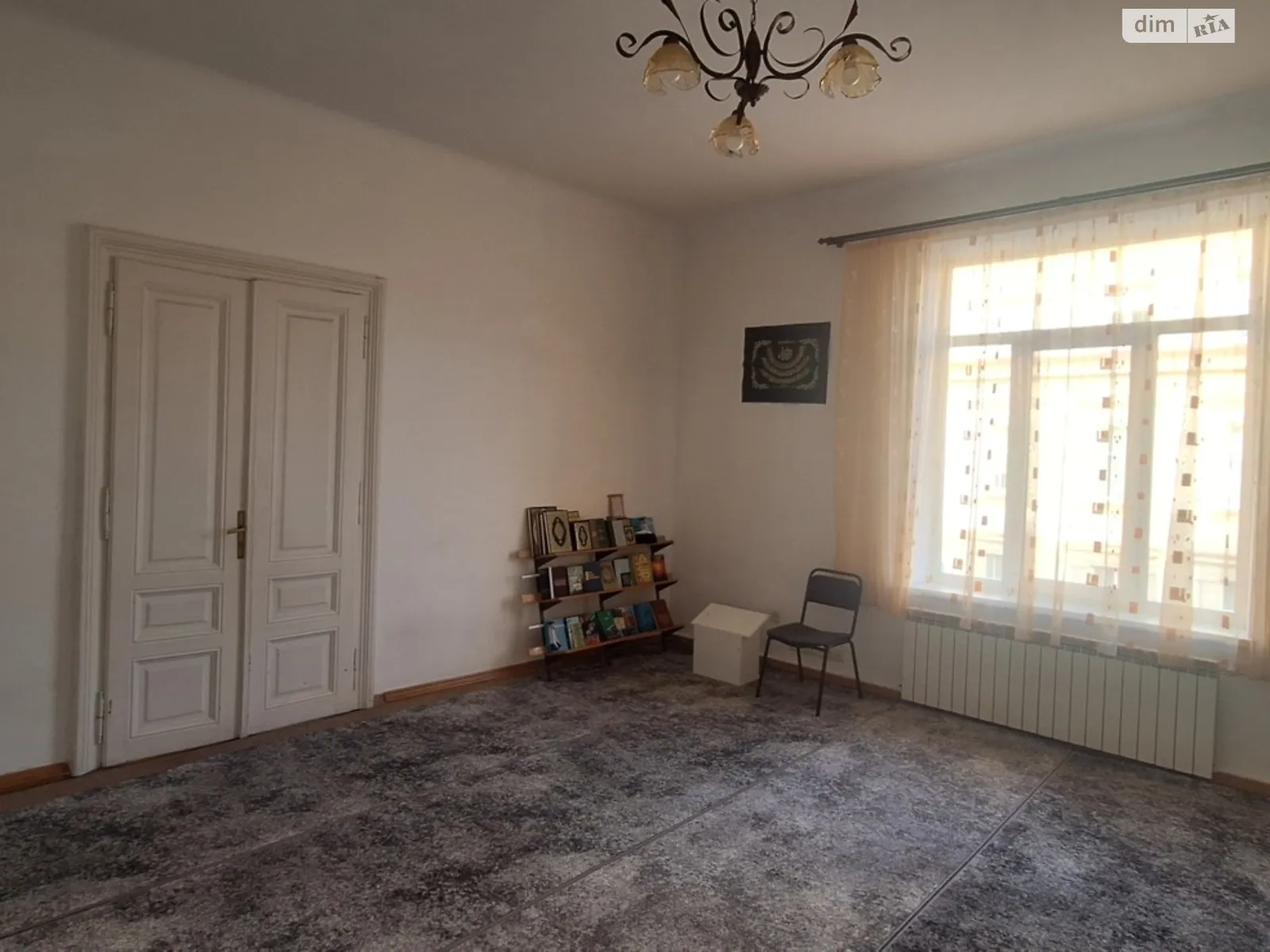 Сдается в аренду 5-комнатная квартира 168 кв. м в Львове, ул. Саксаганского, 20 - фото 1