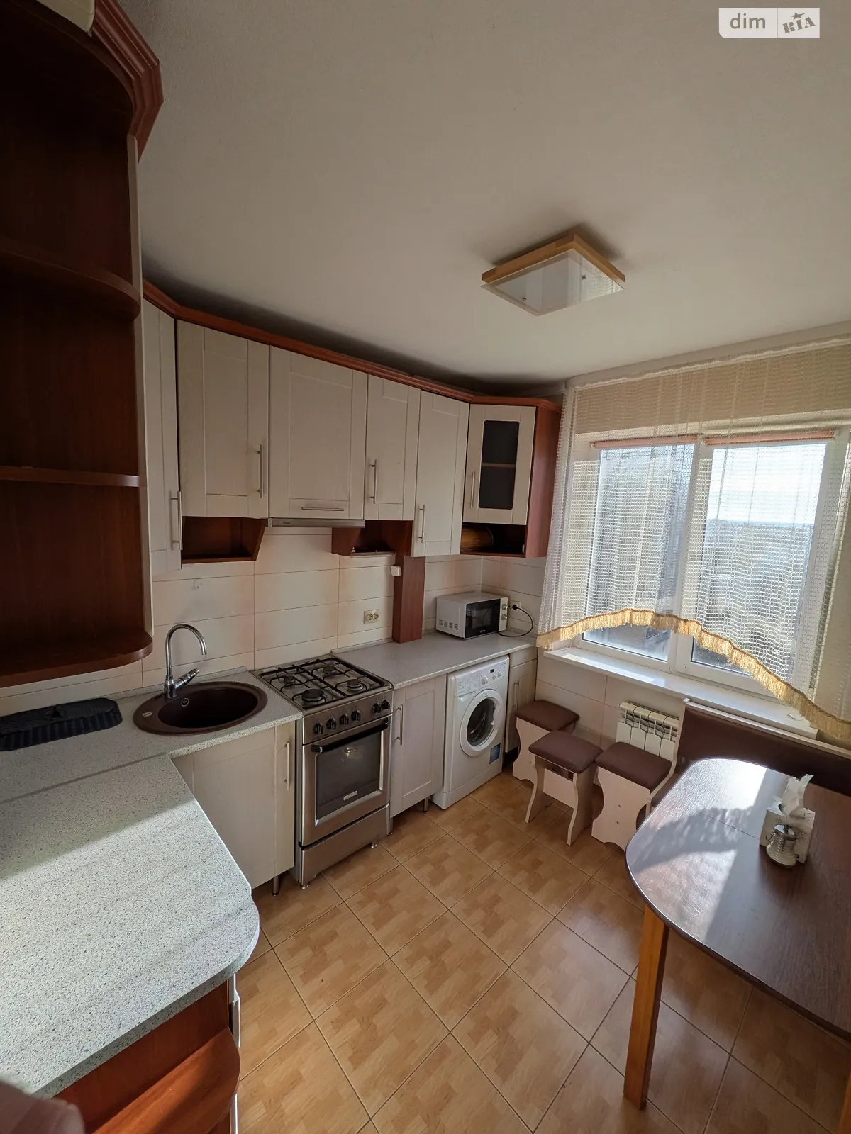 Сдается в аренду 2-комнатная квартира 50.8 кв. м в Львове, ул. Коломийская, 12 - фото 1