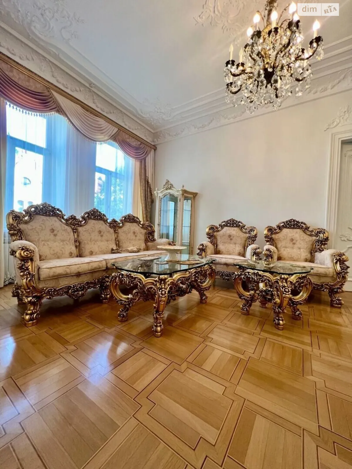 Продається 3-кімнатна квартира 114 кв. м у Львові, вул. Паркова - фото 1