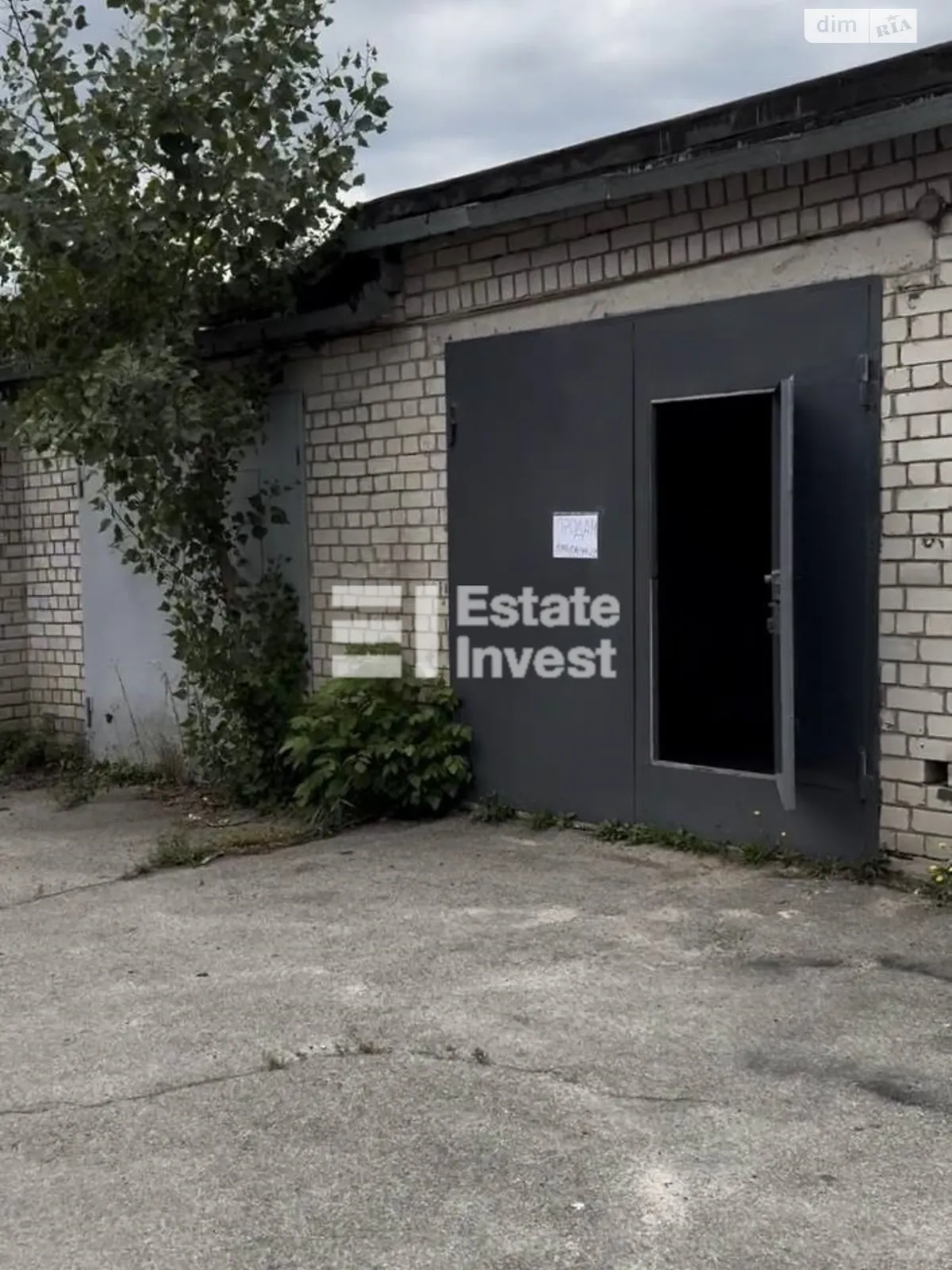 Продается отдельно стоящий гараж под легковое авто на 26 кв. м, цена: 10000 $ - фото 1