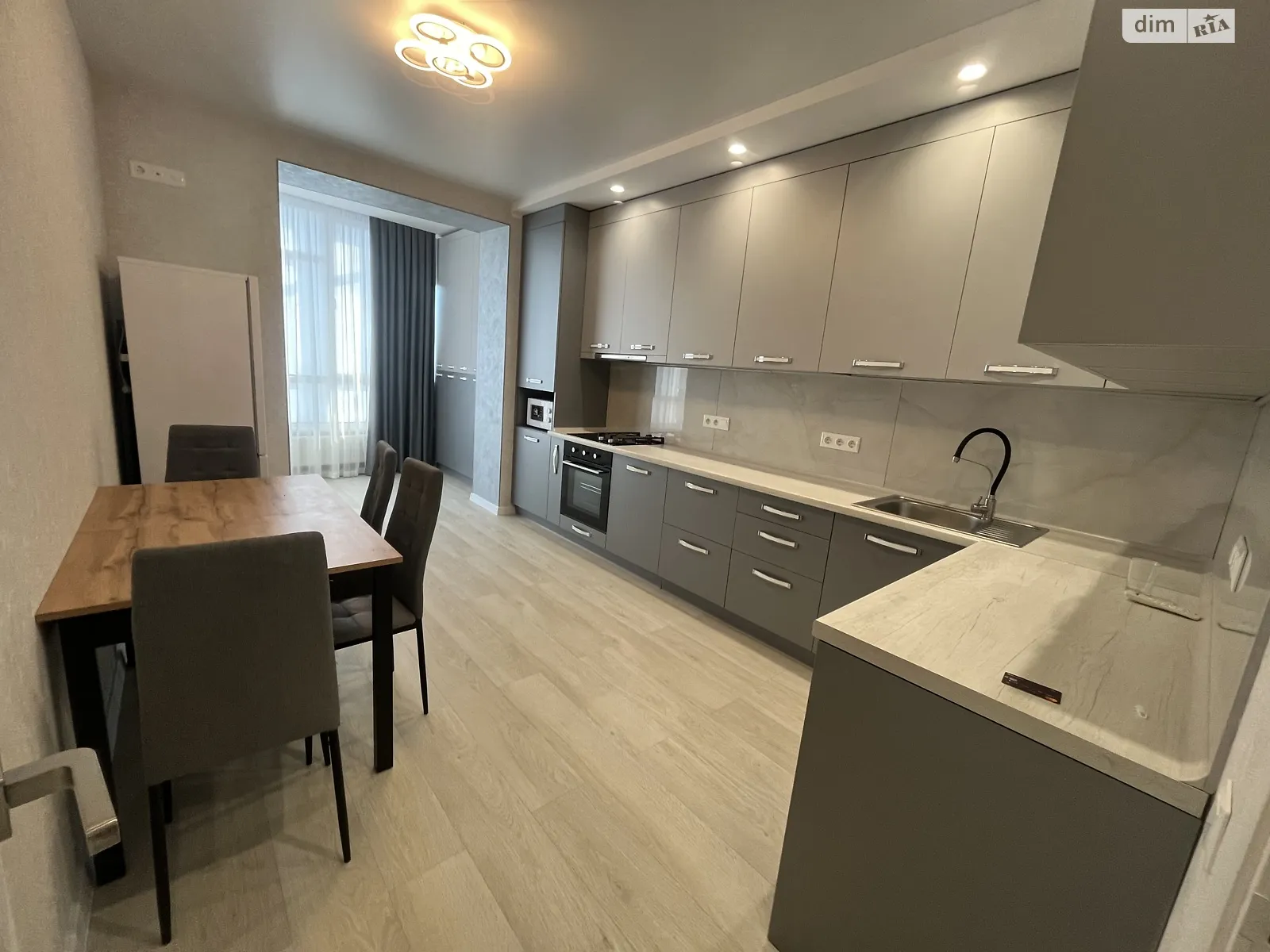 Сдается в аренду 1-комнатная квартира 55 кв. м в Хмельницком, ул. Проскуровского Подполья, 110 - фото 1