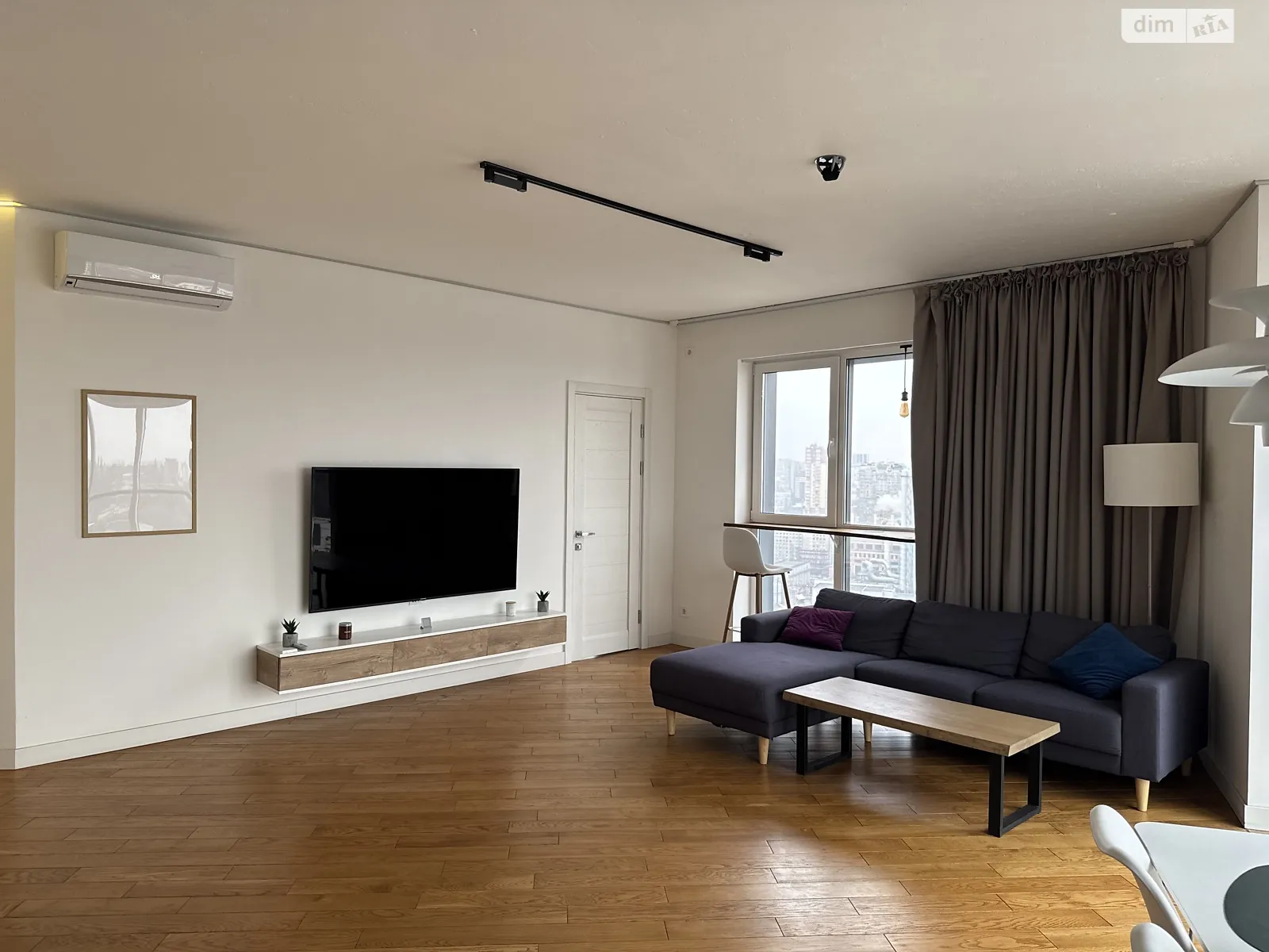 Здається в оренду 4-кімнатна квартира 150 кв. м у Києві, вул. Митрополита Василя Липківського(Урицького) - фото 1