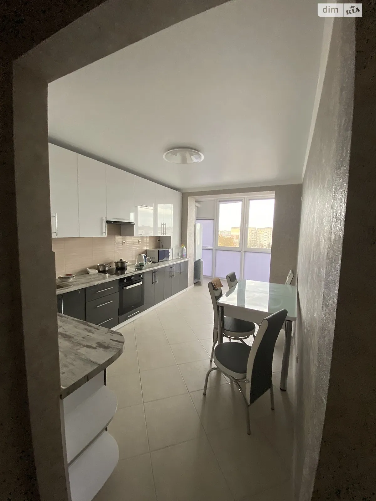 Сдается в аренду 1-комнатная квартира 45 кв. м в Виннице, ул. Пирогова, 76В - фото 1