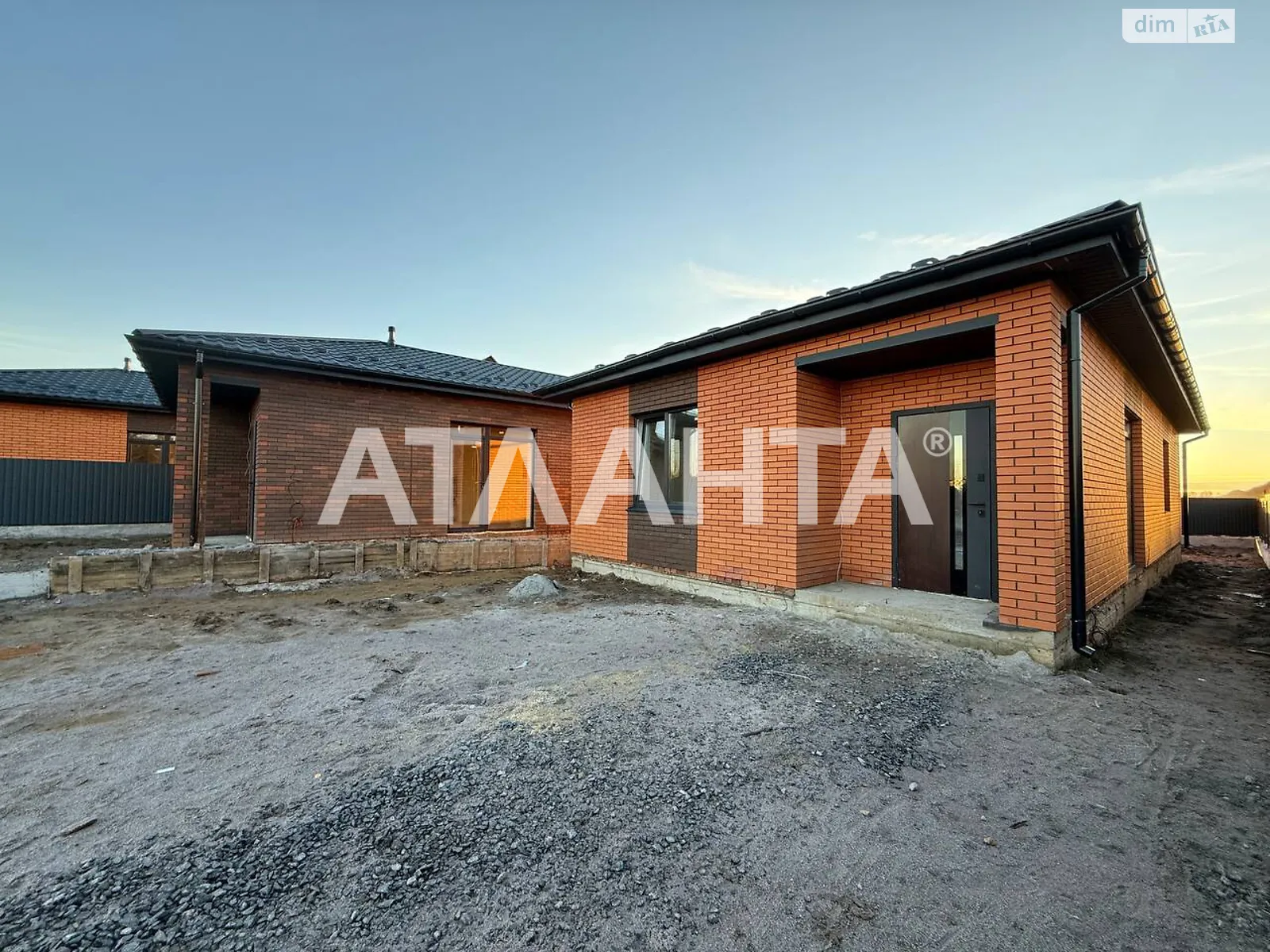 Продается одноэтажный дом 80 кв. м с террасой, цена: 84000 $ - фото 1