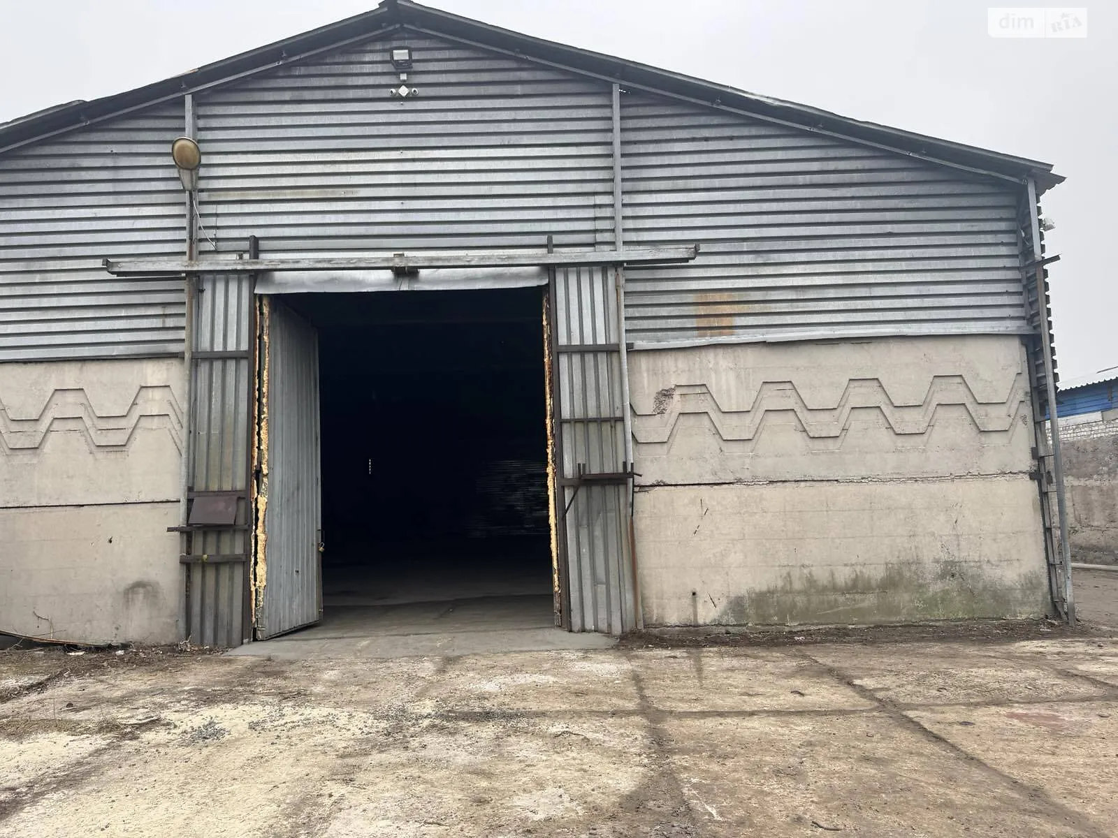 Сдается в аренду помещения свободного назначения 650 кв. м в 1-этажном здании, цена: 35000 грн - фото 1