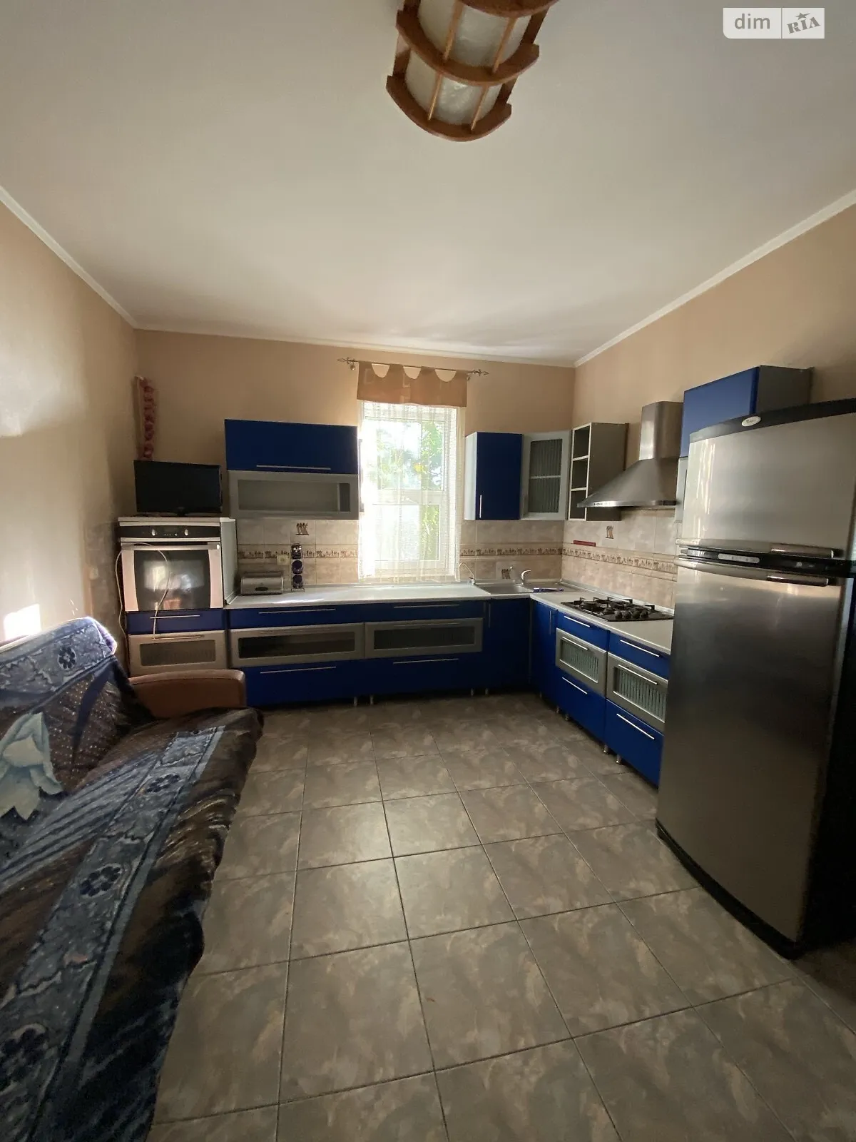 Продается дом на 2 этажа 220 кв. м с мебелью, цена: 170000 $ - фото 1