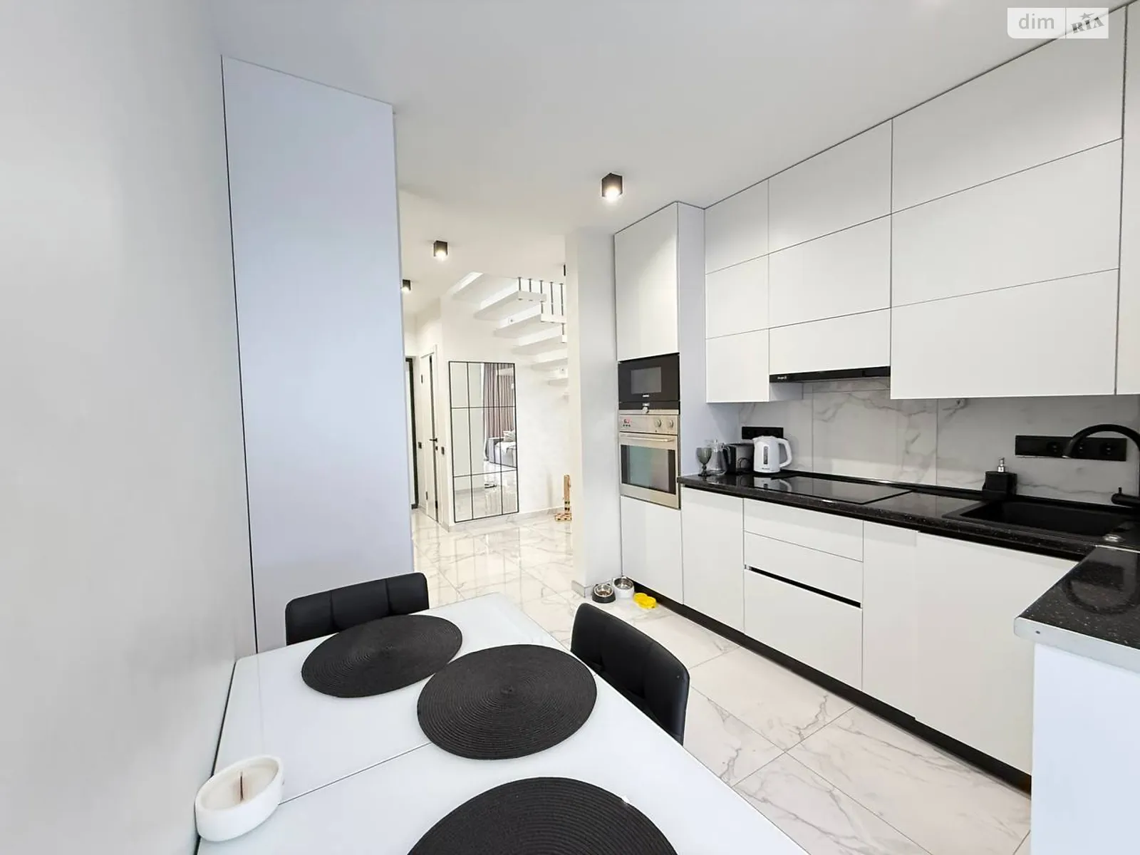 Продается 3-комнатная квартира 81 кв. м в Львове, ул. Пимоненко Николая - фото 1