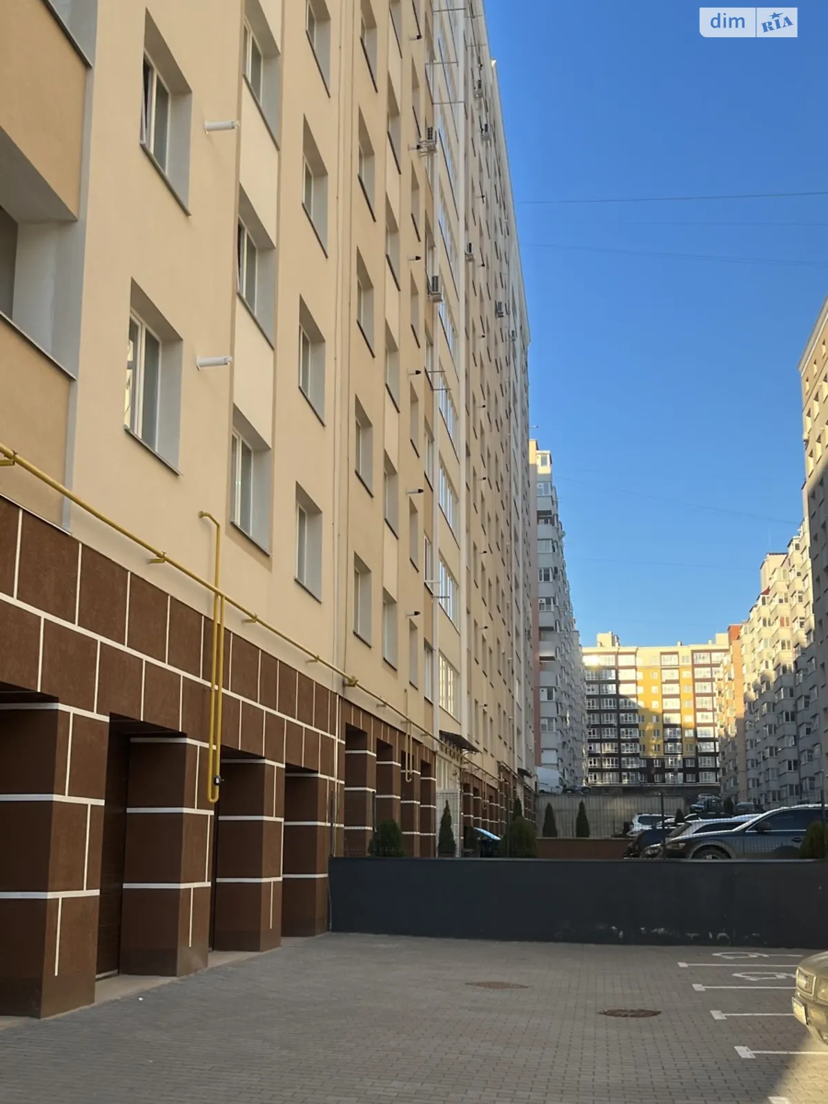 Продается 2-комнатная квартира 68 кв. м в Хмельницком, ул. Кармелюка, 3А - фото 1