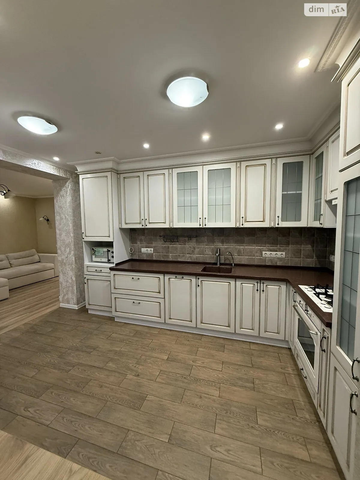 Продается 3-комнатная квартира 94.6 кв. м в Щербанях, ул. Петровского - фото 1