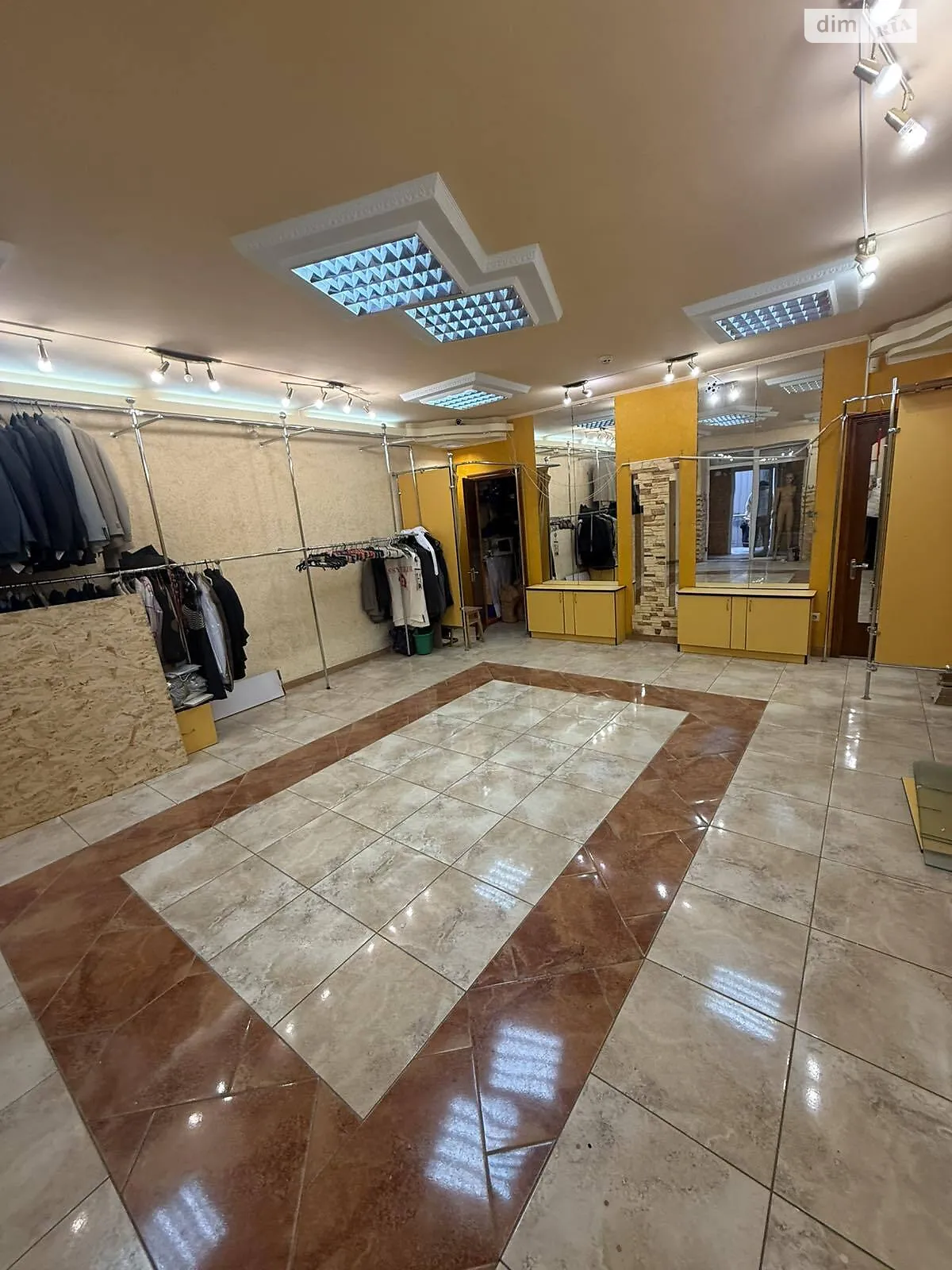 Продается помещения свободного назначения 53 кв. м в 5-этажном здании, цена: 47000 $ - фото 1