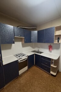 Продаж квартири, Хмельницький, р‑н. Озерна, Залізняка Максима вулиця, буд. 18