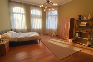 Долгосрочная аренда квартиры, Львов, р‑н. Центр, Кулиша Пантелеймона улица