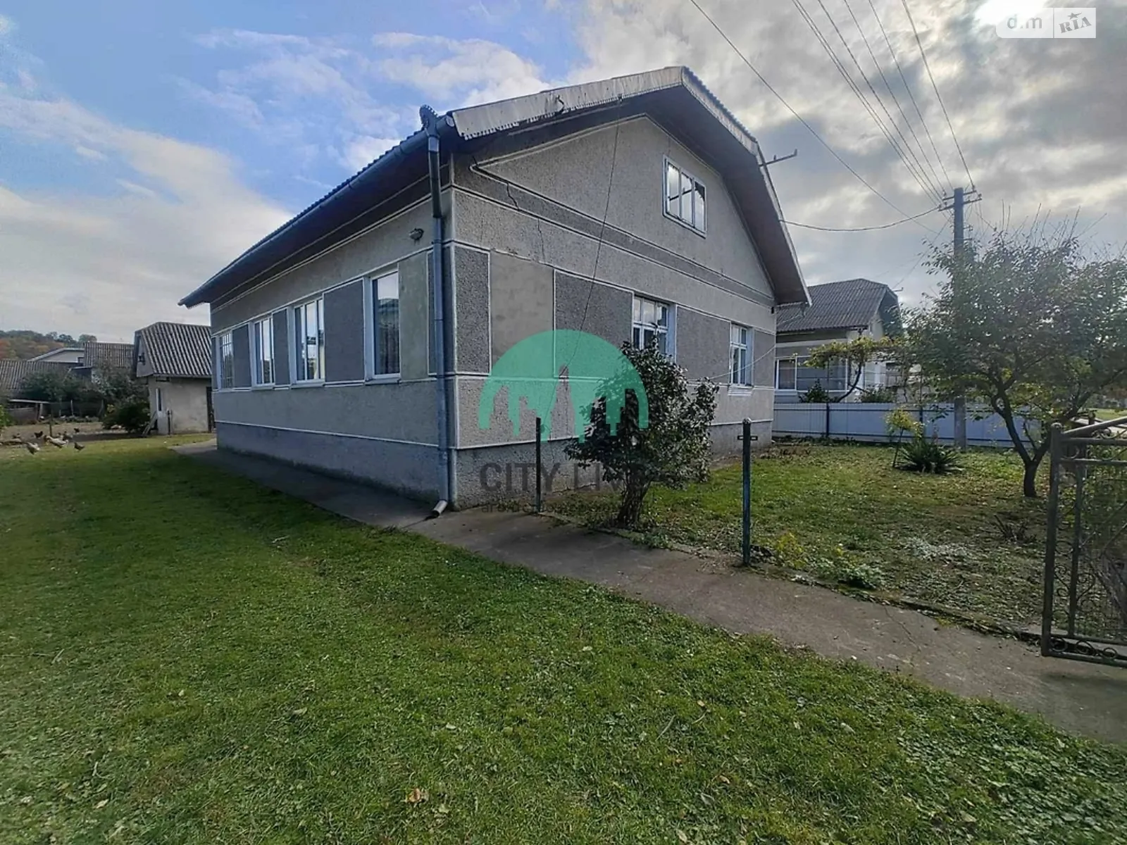 Продается дом на 2 этажа 112 кв. м с подвалом, цена: 40000 $ - фото 1