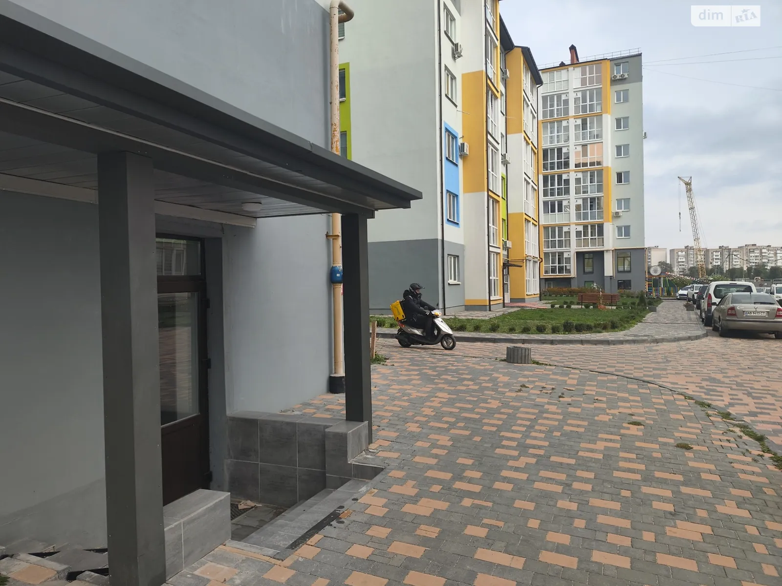 Сдается в аренду помещения свободного назначения 25 кв. м в 8-этажном здании, цена: 10800 грн - фото 1