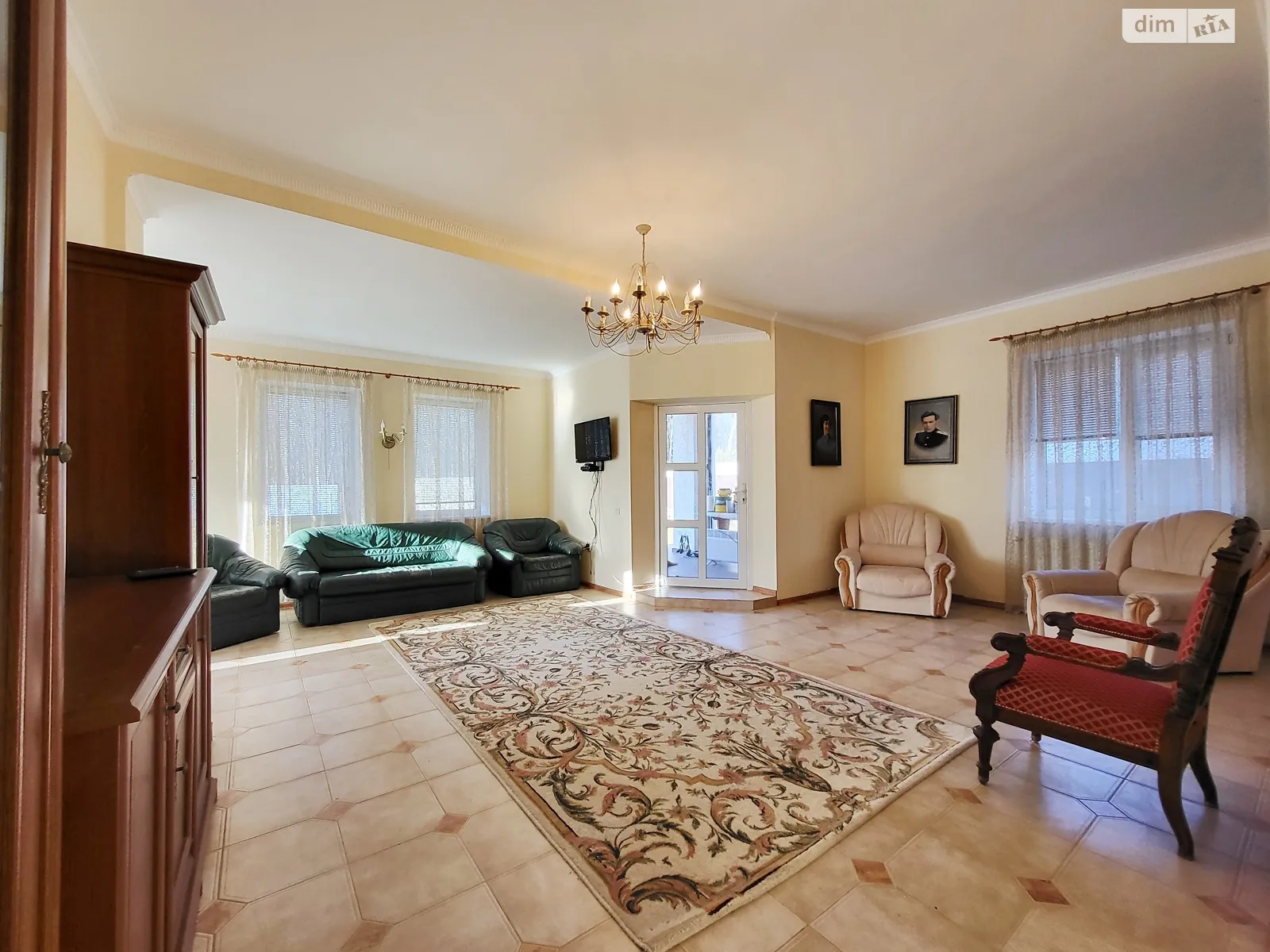 Продается дом на 2 этажа 200 кв. м с верандой, цена: 350000 $ - фото 1