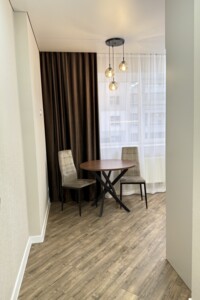 Продаж квартири, Хмельницький, р‑н. Виставка, Вінницька вулиця, буд. 1/8Б