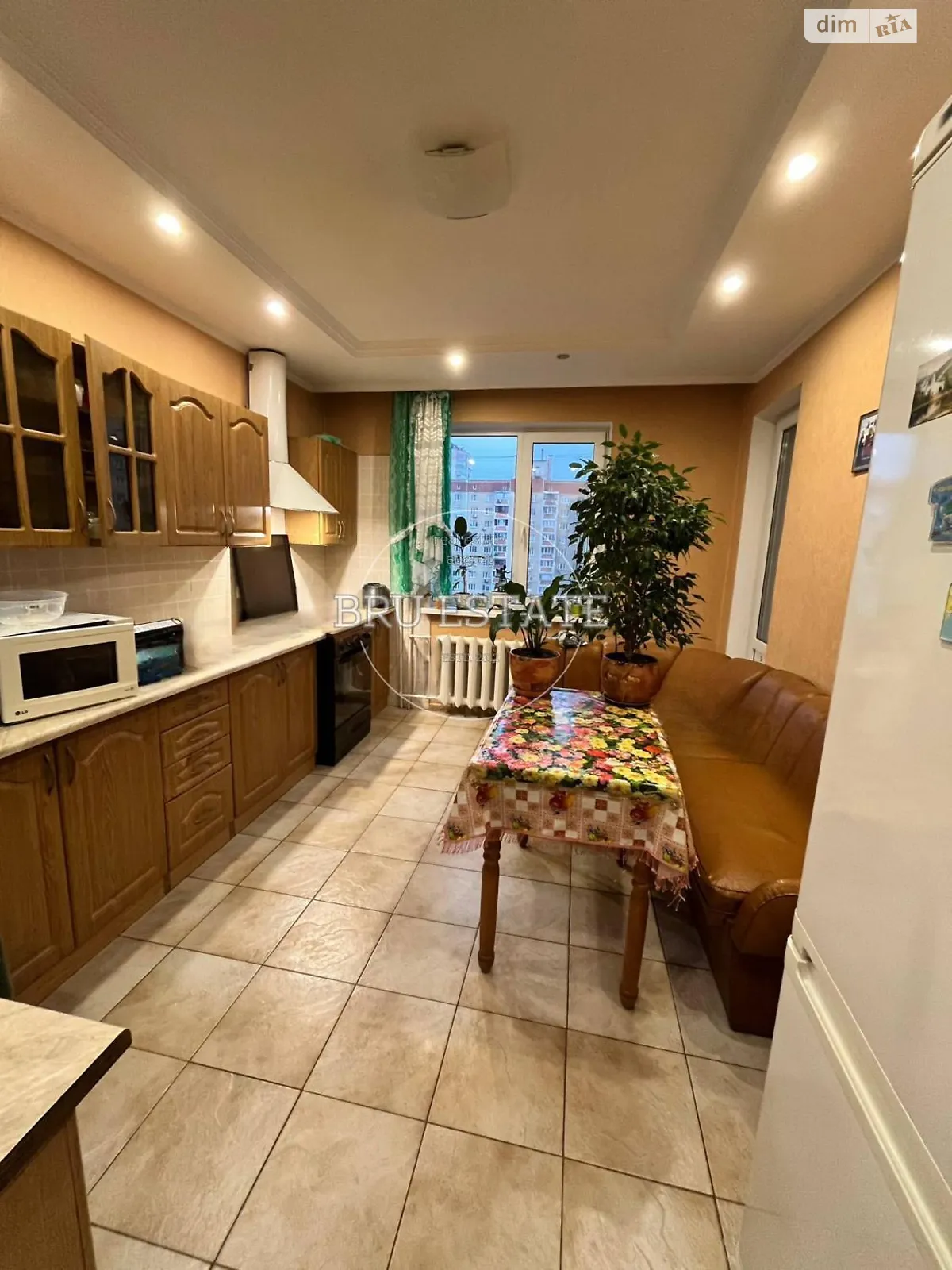 Продается 3-комнатная квартира 82.6 кв. м в Киеве, ул. Урловская, 5А - фото 1