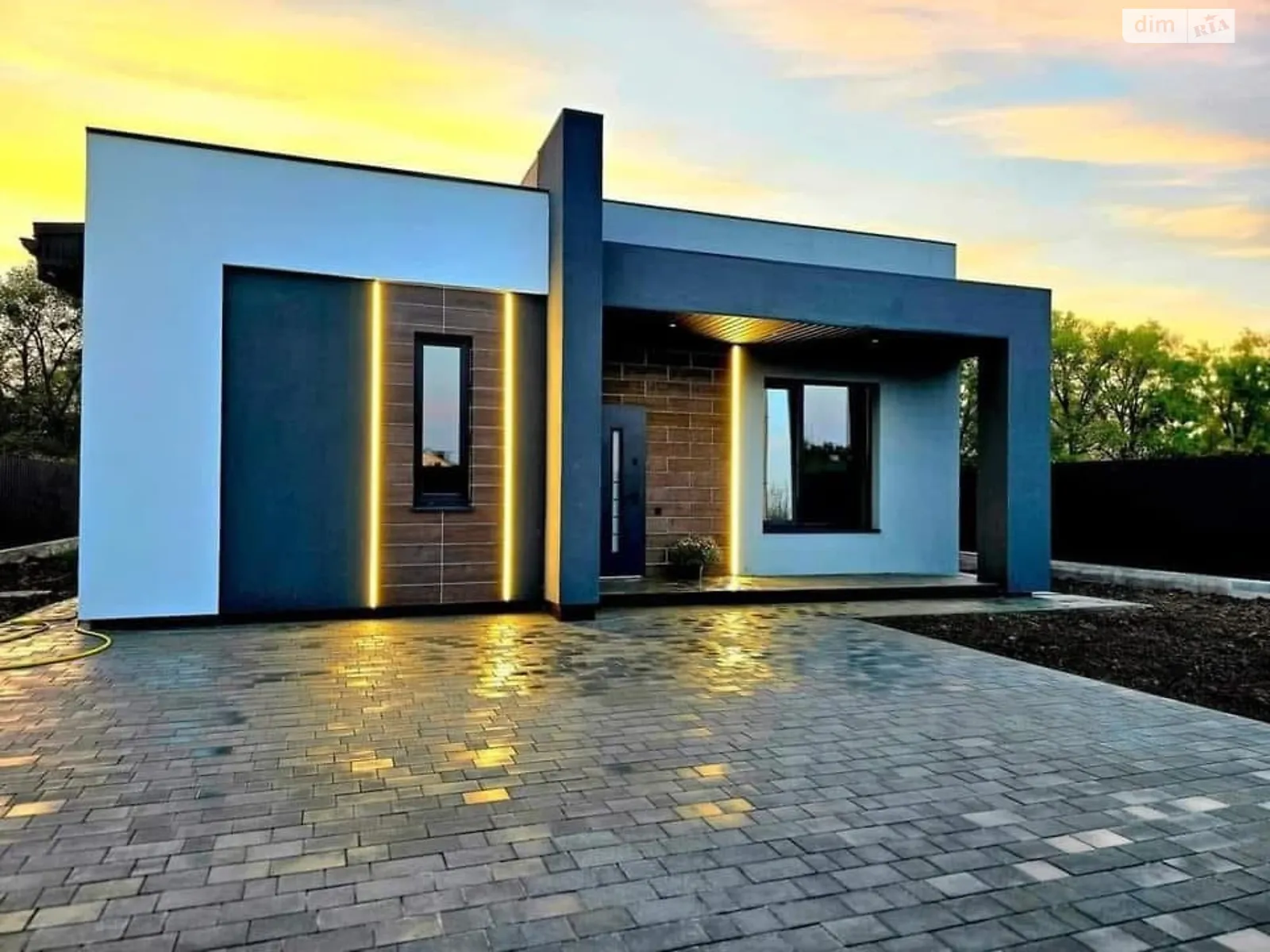 Продается одноэтажный дом 110 кв. м с бассейном, цена: 139000 $ - фото 1