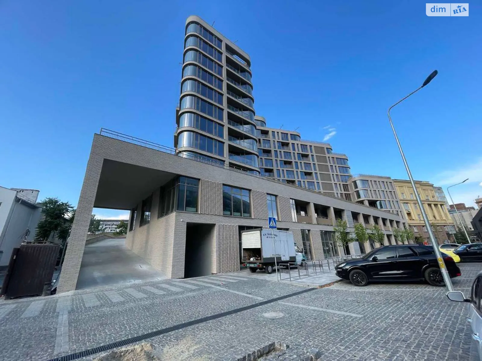 Сдается в аренду подземный паркинг под легковое авто на 21.9 кв. м, цена: 3000 грн - фото 1