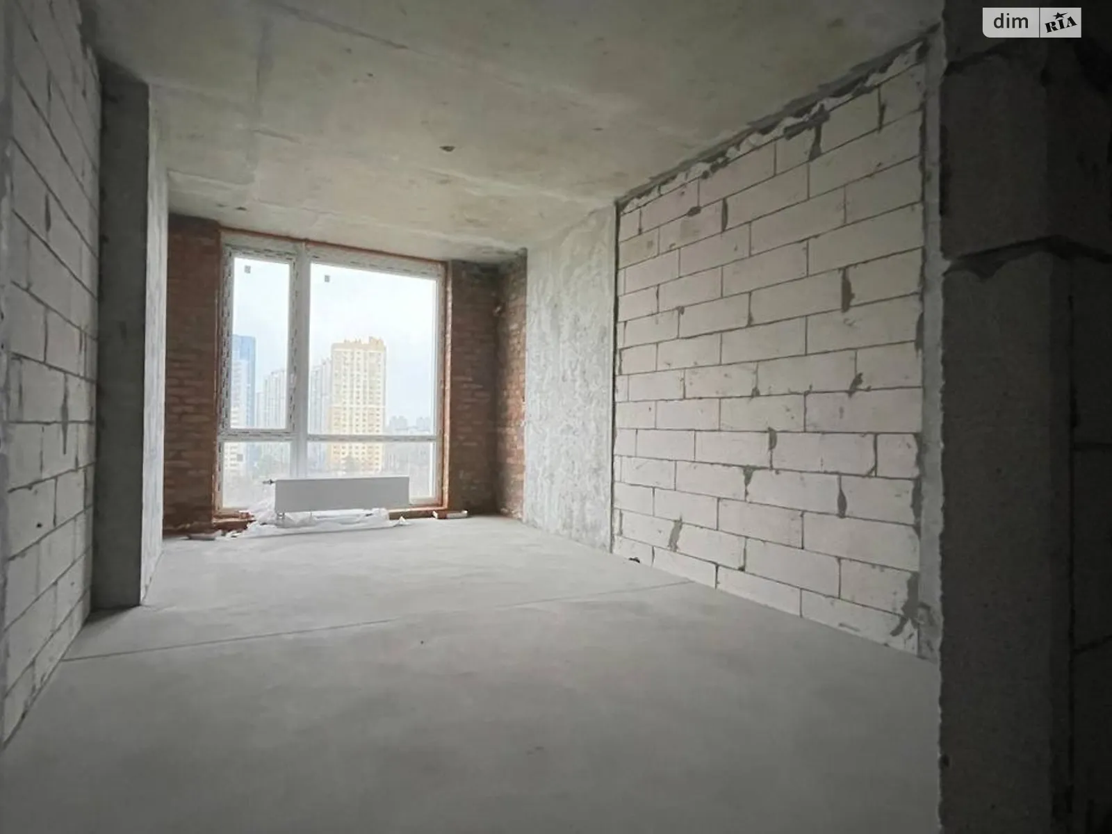 Продается 2-комнатная квартира 83.5 кв. м в Киеве, ул. Князя Романа Мстиславича(Генерала Жмаченко) - фото 1