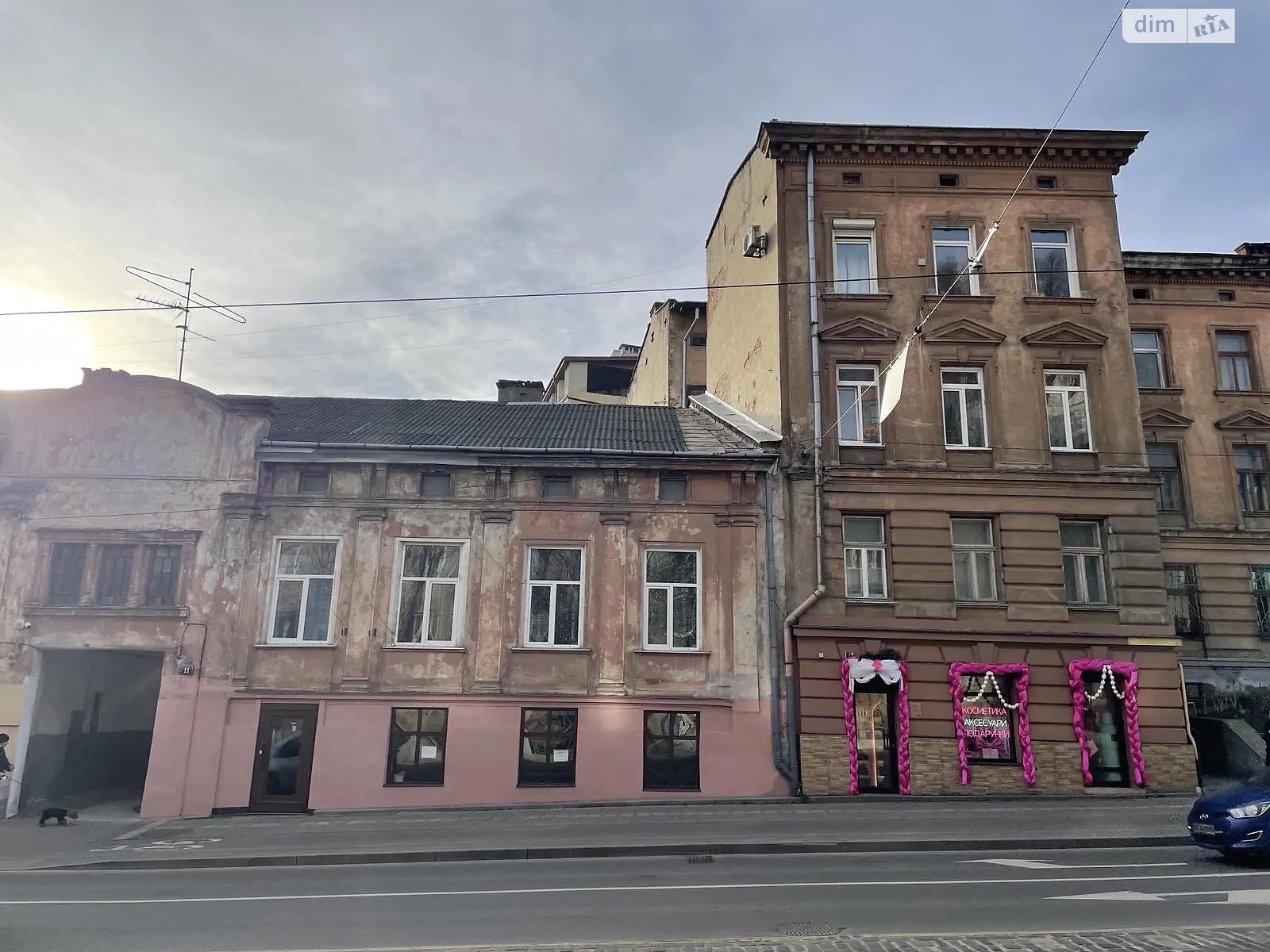 Сдается в аренду помещения свободного назначения 81 кв. м в 3-этажном здании, цена: 1500 $ - фото 1